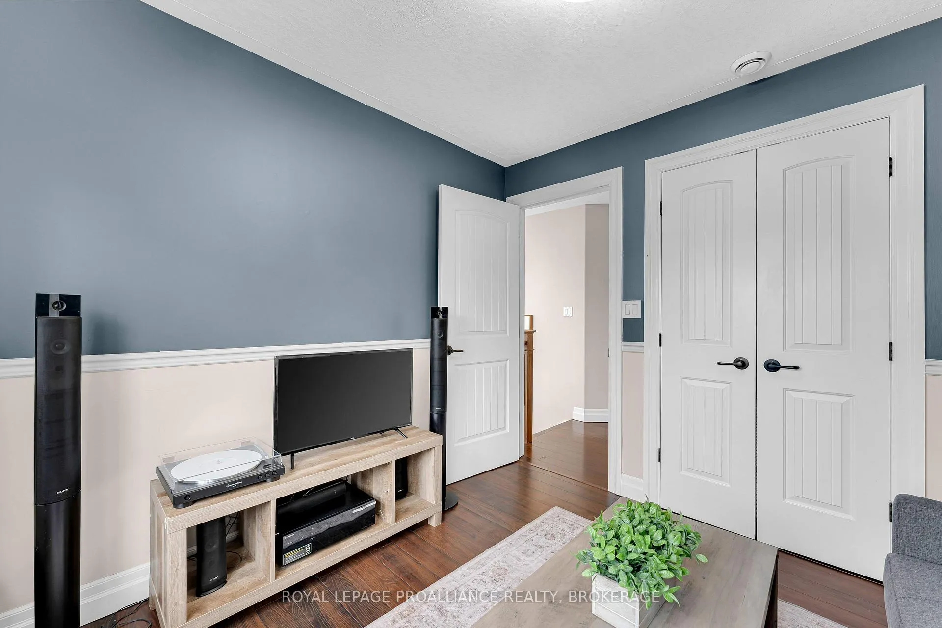 Photo 29 of 270 North Street, Gananoque — HOMEH
