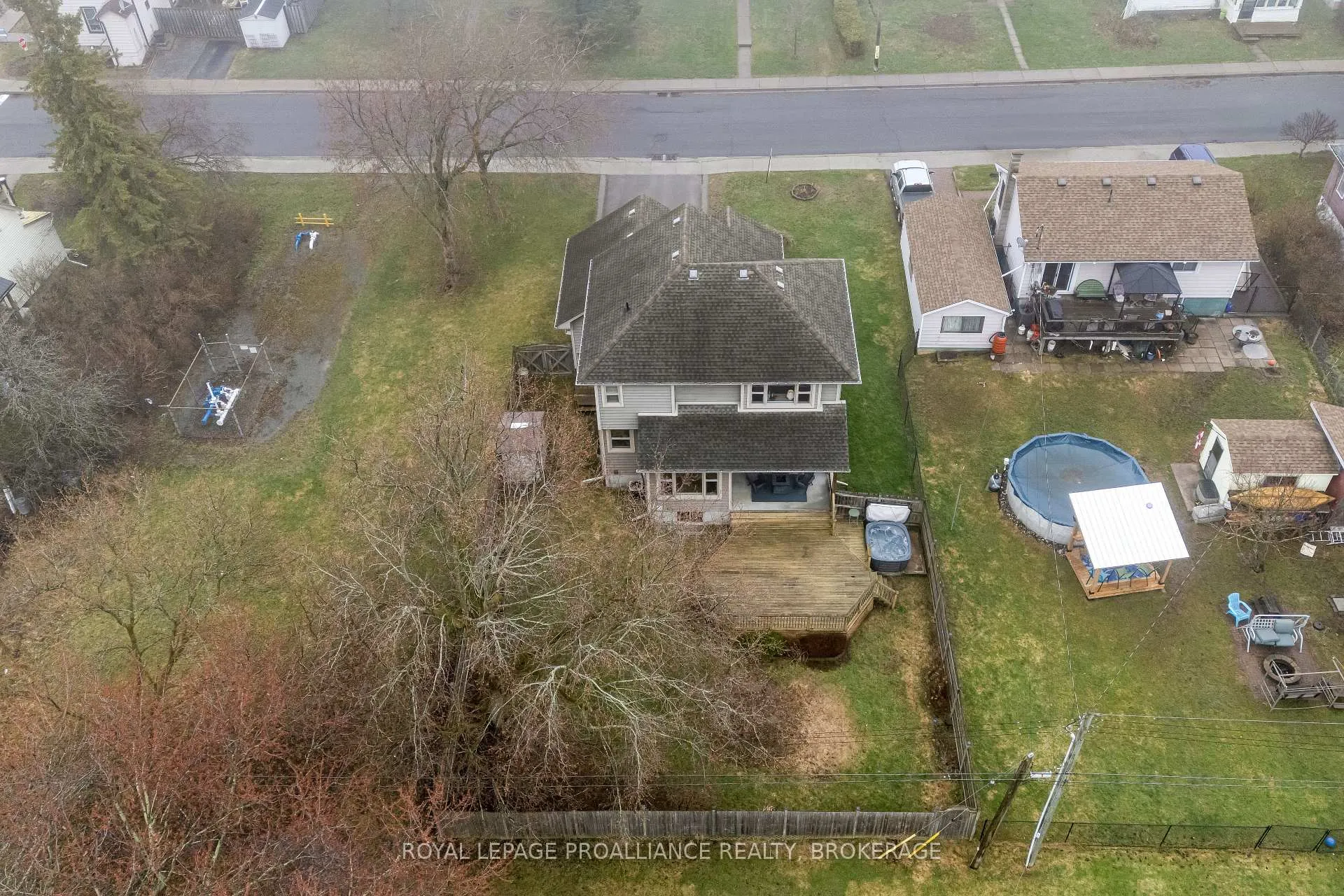 Photo 50 of 270 North Street, Gananoque — HOMEH