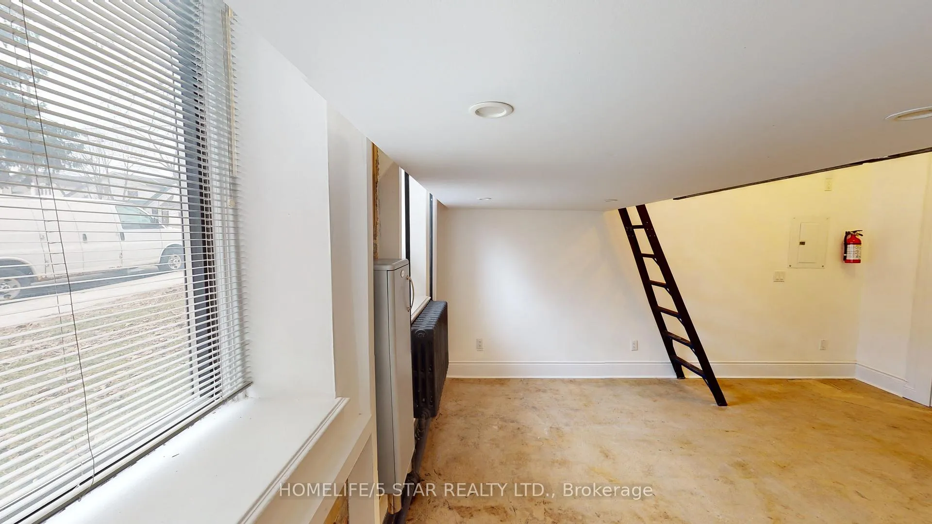 Photo 10 of Unit 203, 1152 Gerrard Street E, Toronto, South Riverdale — HOMEH