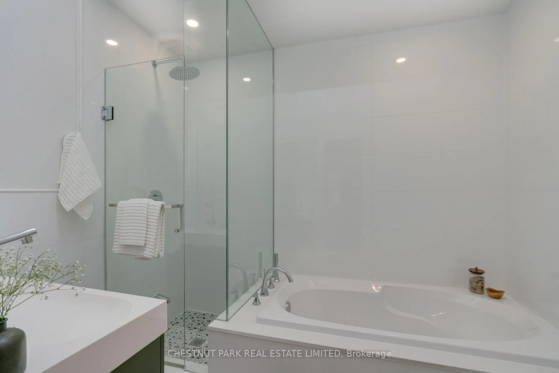 Photo 24 of 87 Bowmore Road, Toronto, Woodbine Corridor — HOMEH