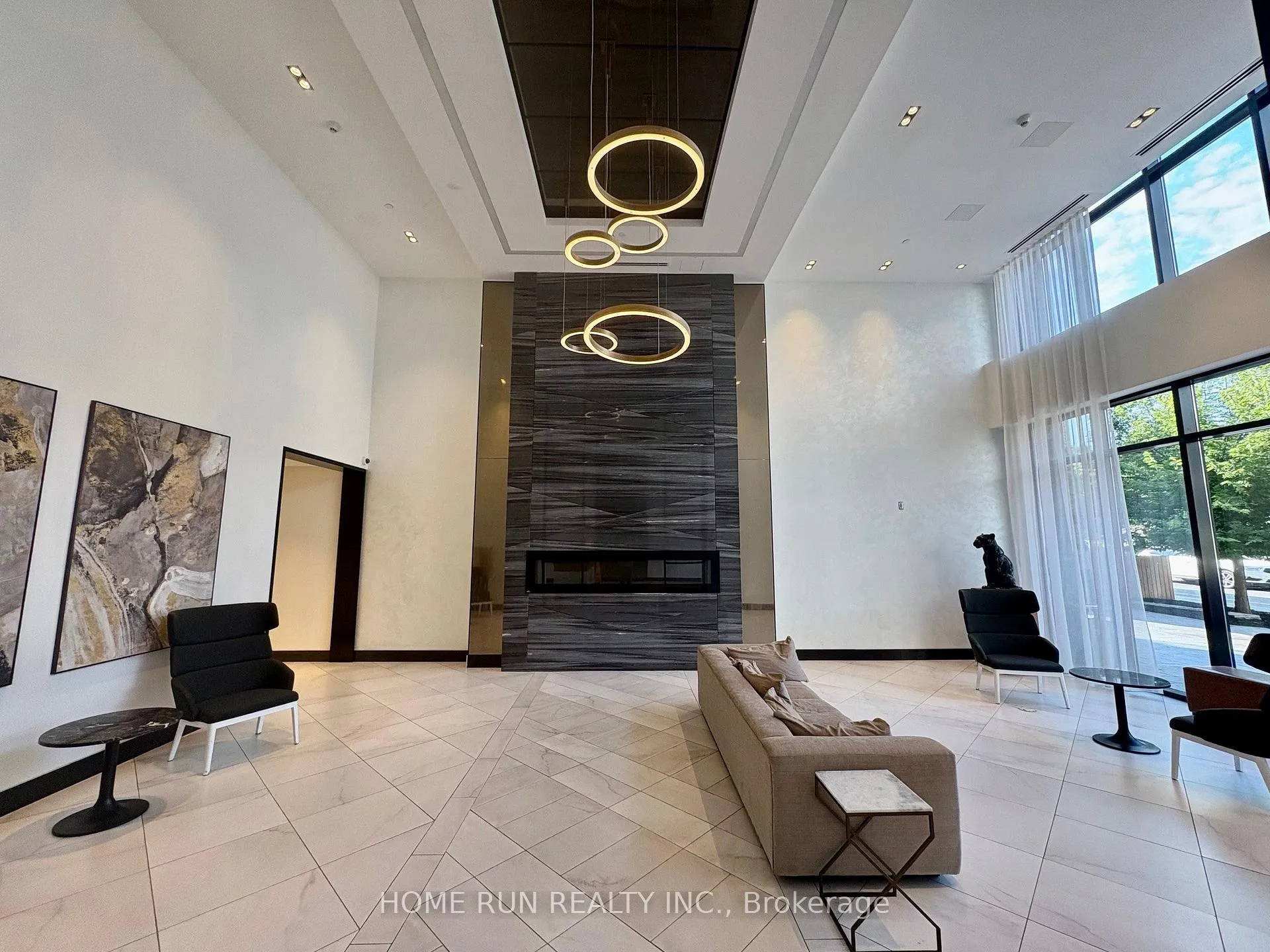 Photo 3 of Unit 3, 255 Bay Street, Ottawa, Ottawa Centre — HOMEH