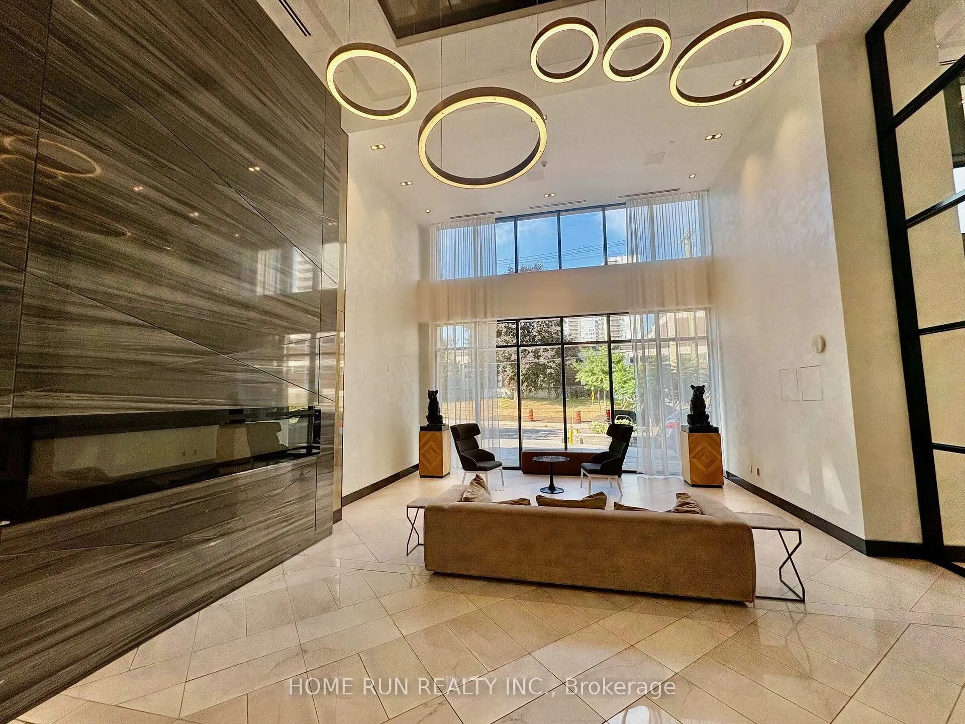 Photo 4 of Unit 3, 255 Bay Street, Ottawa, Ottawa Centre — HOMEH