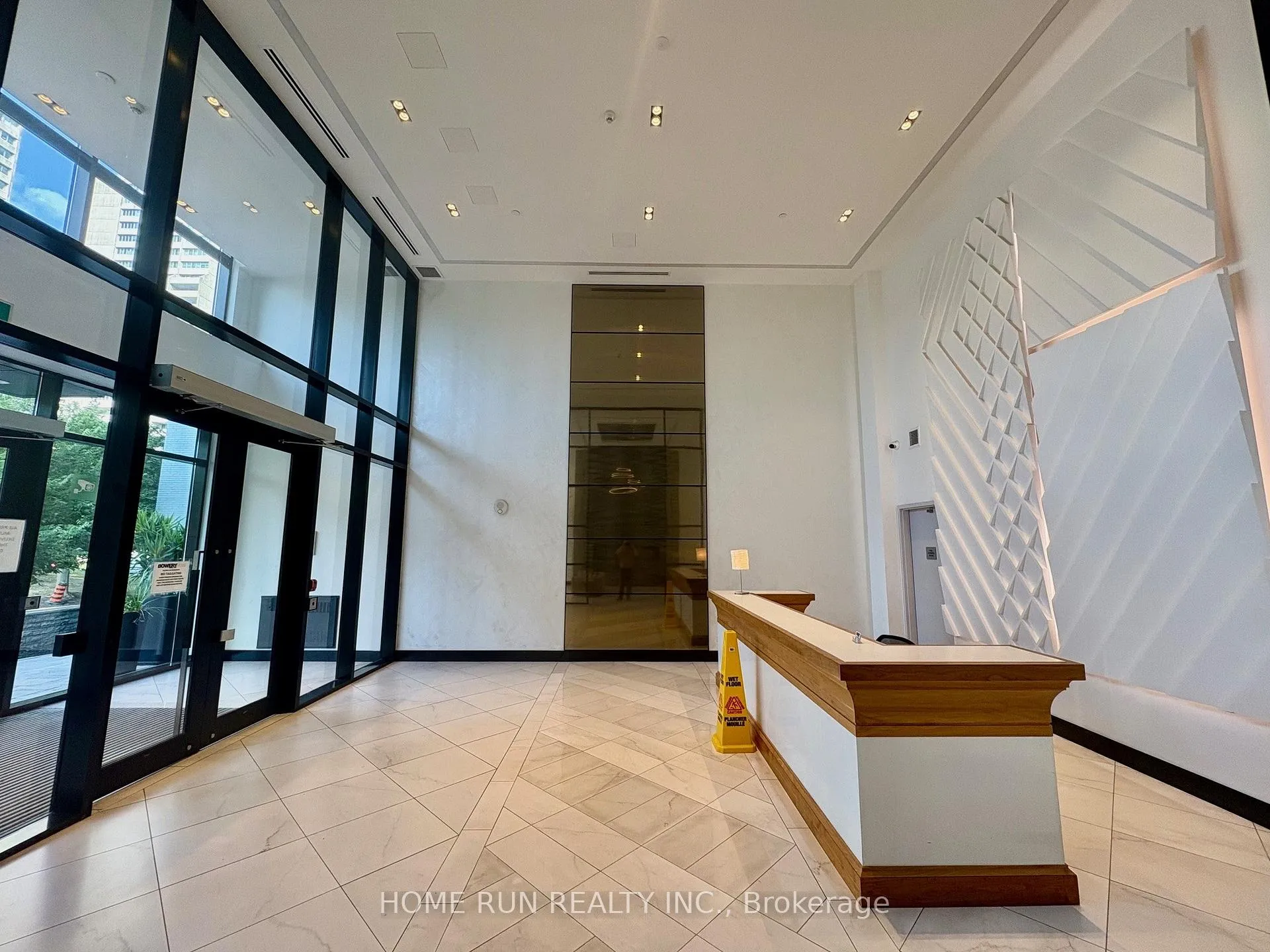 Photo 6 of Unit 3, 255 Bay Street, Ottawa, Ottawa Centre — HOMEH