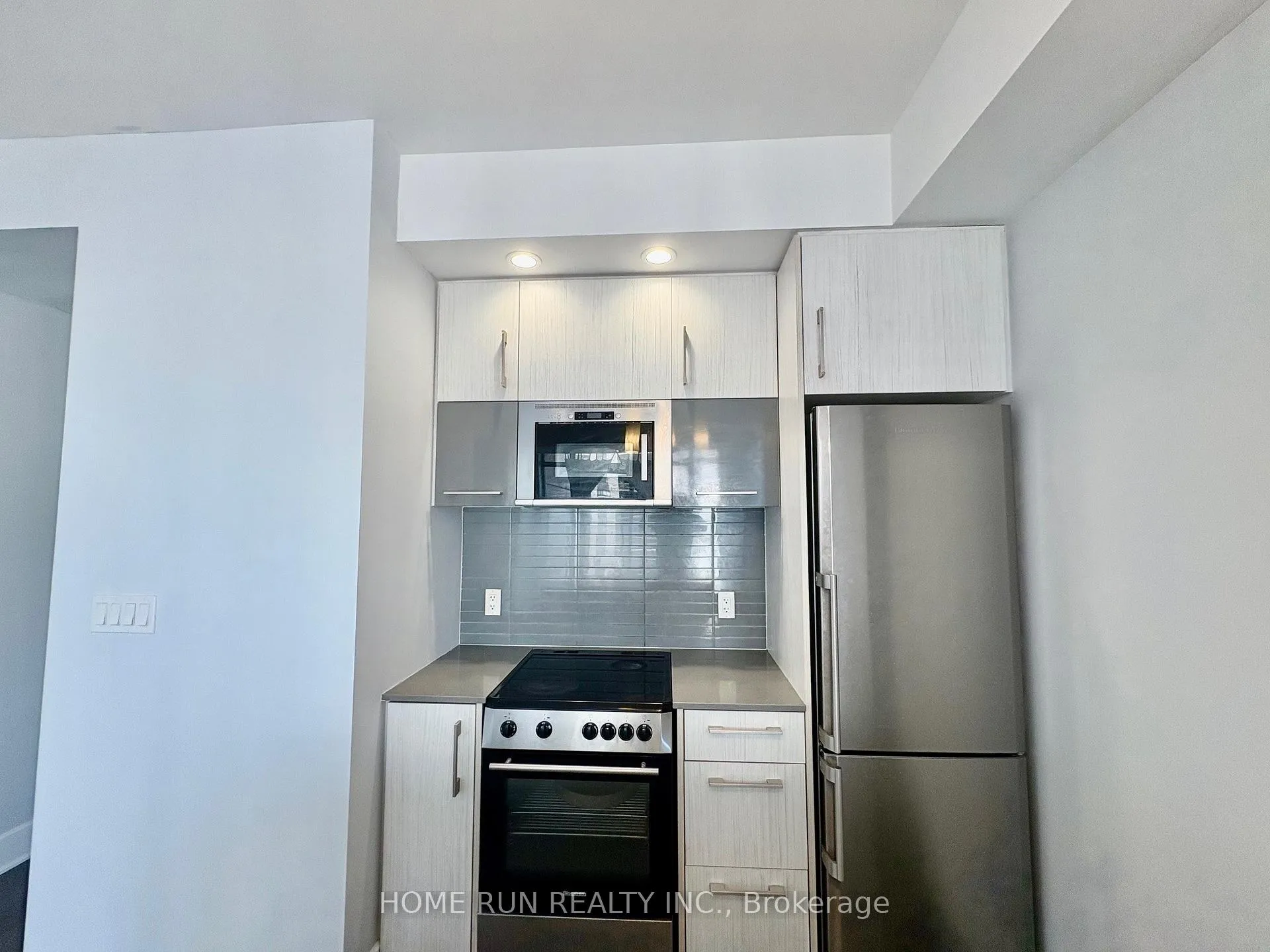 Photo 15 of Unit 3, 255 Bay Street, Ottawa, Ottawa Centre — HOMEH