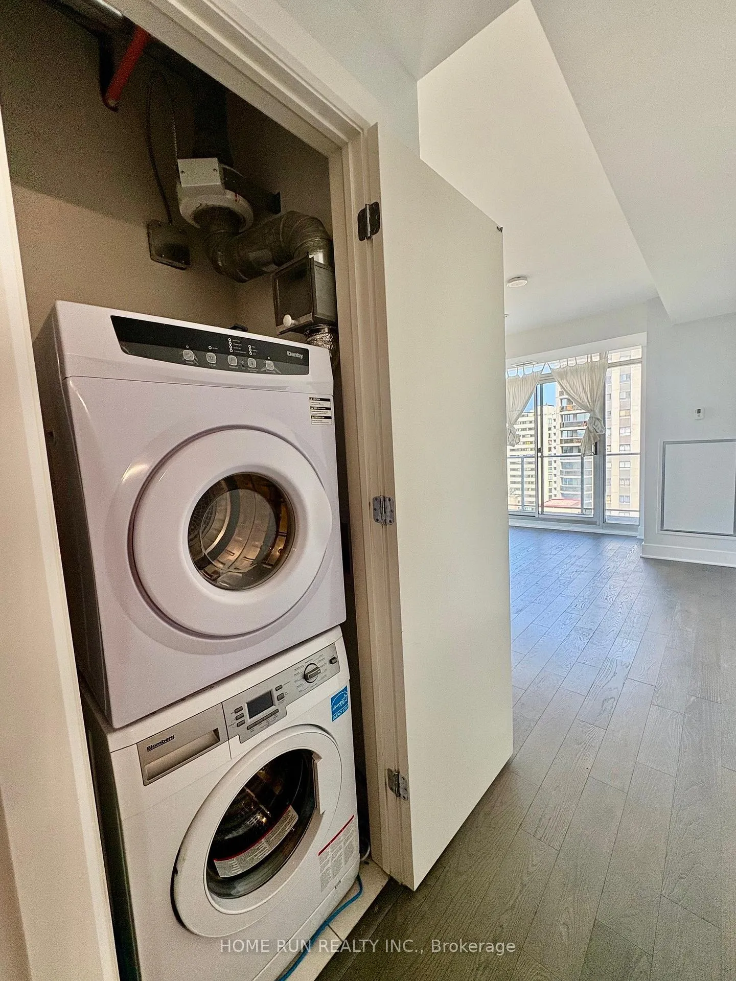 Photo 28 of Unit 3, 255 Bay Street, Ottawa, Ottawa Centre — HOMEH