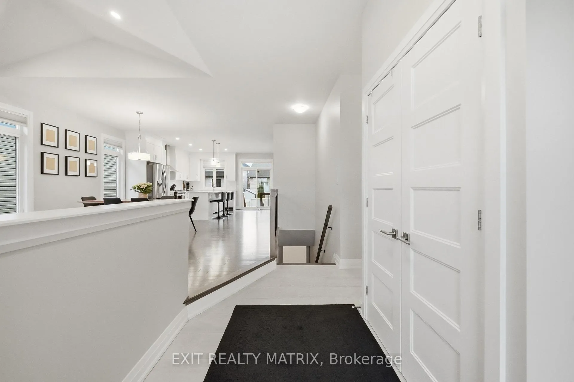 Photo 3 of 397 Colmar Street, Russell, Embrun — HOMEH