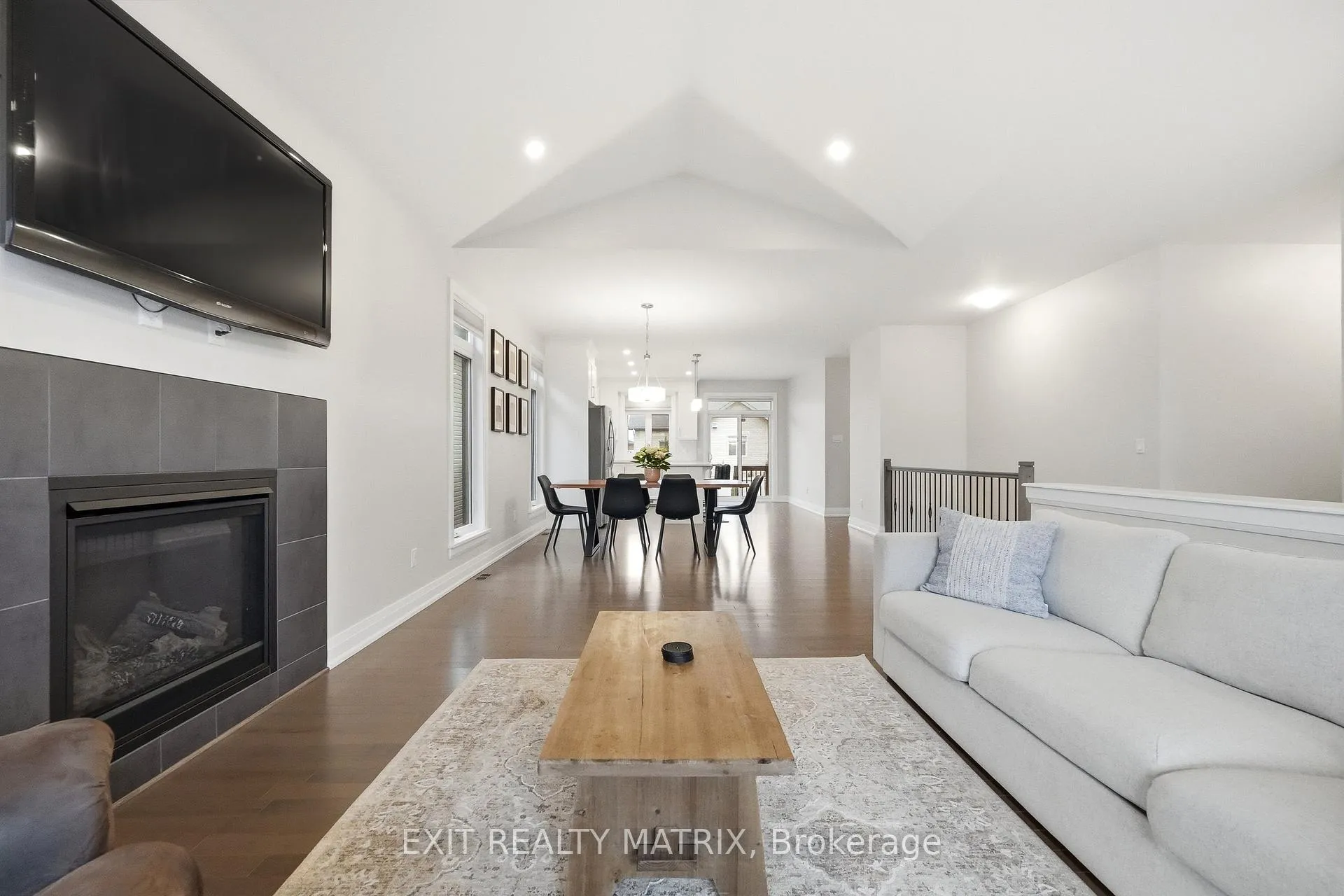 Photo 5 of 397 Colmar Street, Russell, Embrun — HOMEH