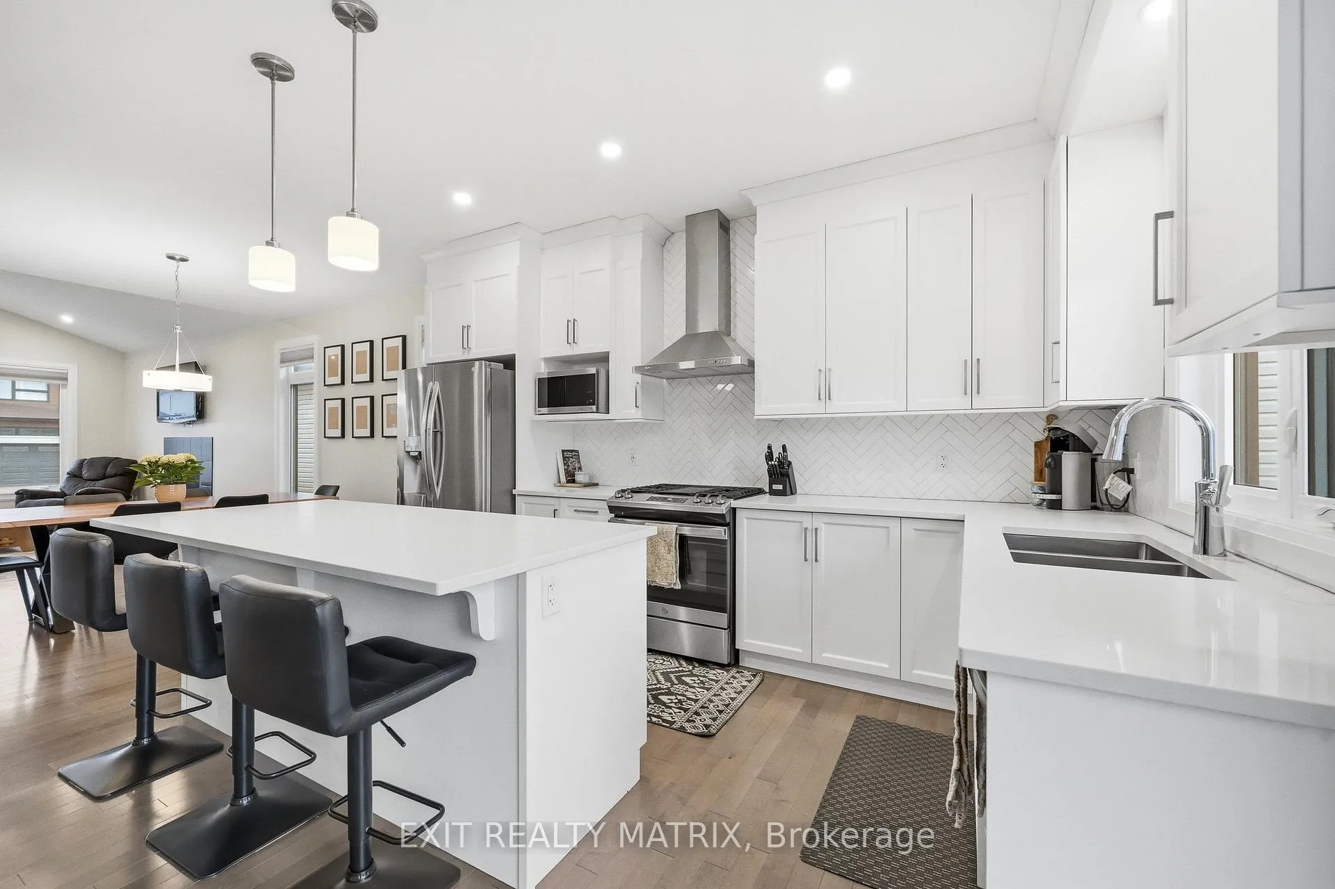 Photo 13 of 397 Colmar Street, Russell, Embrun — HOMEH