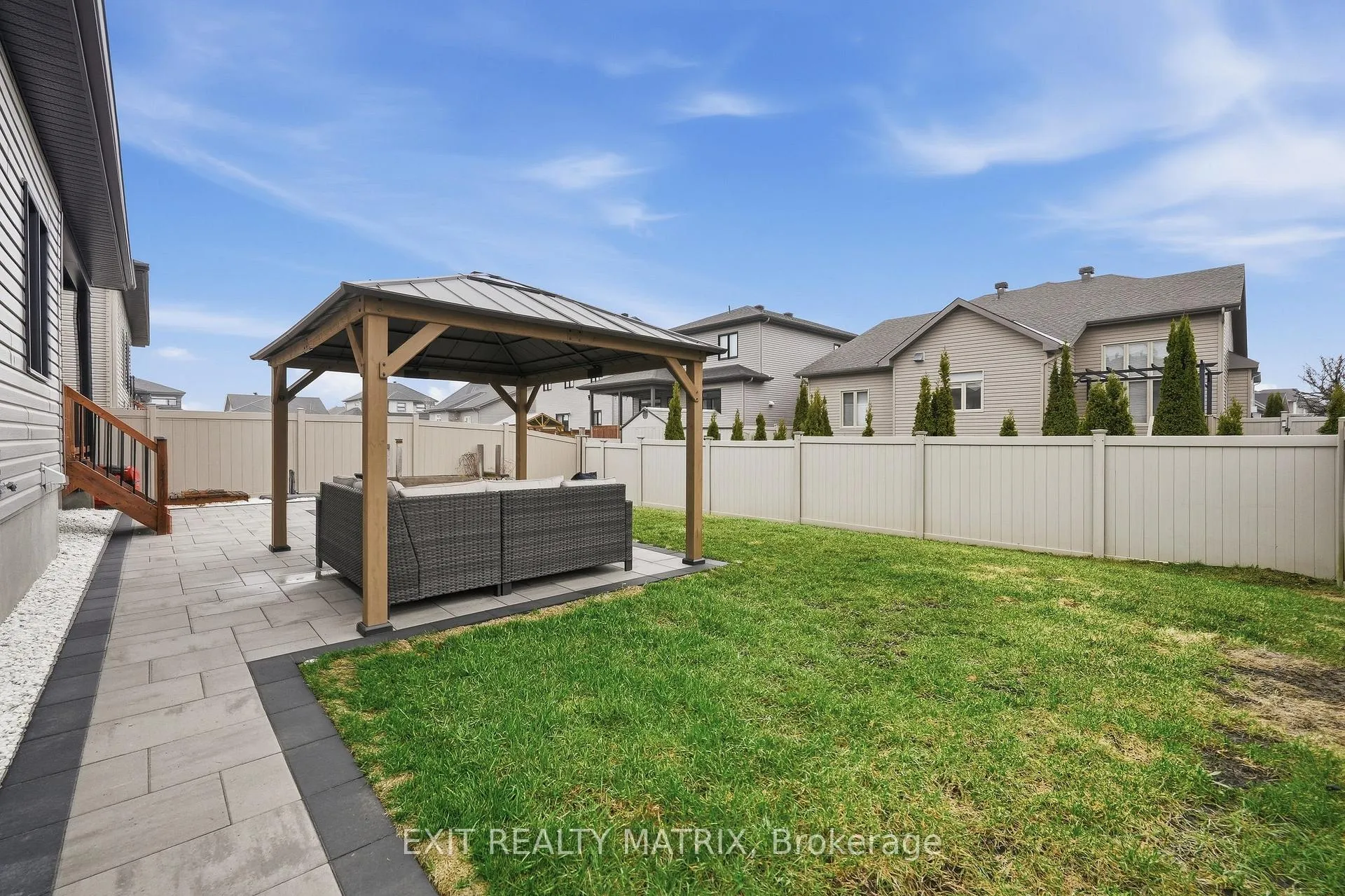 Photo 34 of 397 Colmar Street, Russell, Embrun — HOMEH