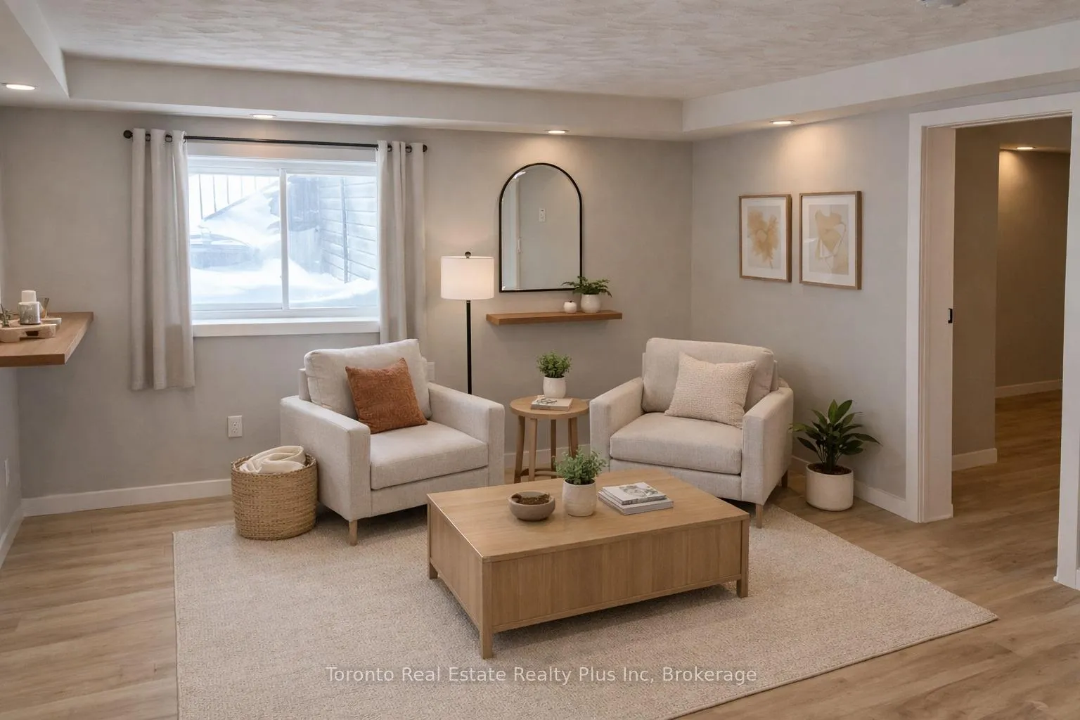 Photo 5 of Unit 4, 16 Huron Road, West Perth, Mitchell — HOMEH