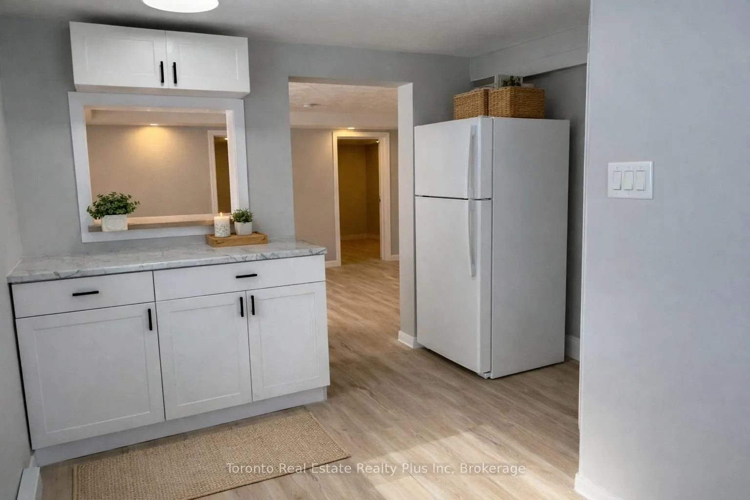 Photo 9 of Unit 4, 16 Huron Road, West Perth, Mitchell — HOMEH