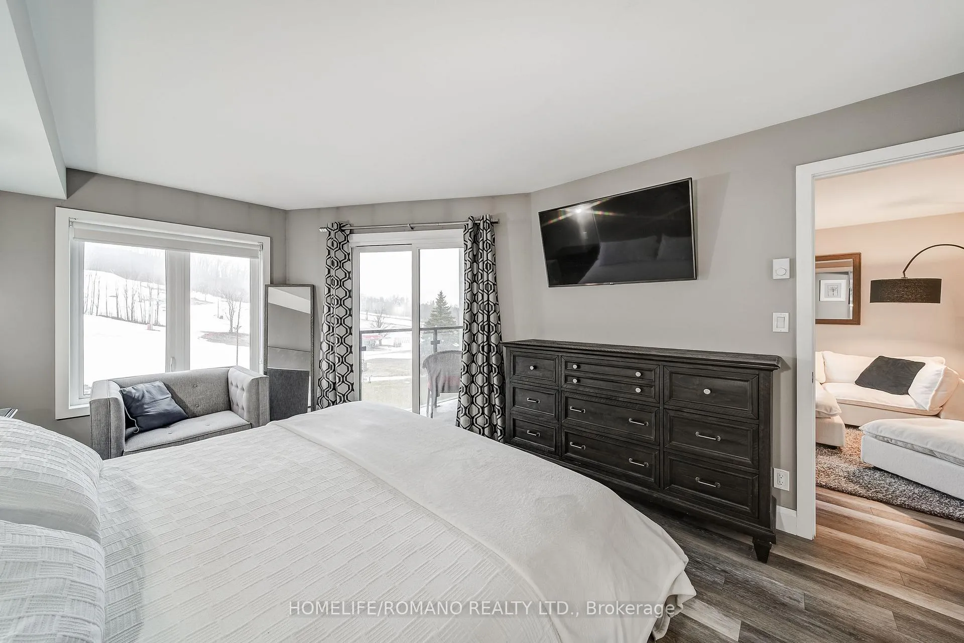 Photo 17 of Unit 305, 80 Horseshoe Boulevard, Oro-Medonte, Horseshoe Valley — HOMEH