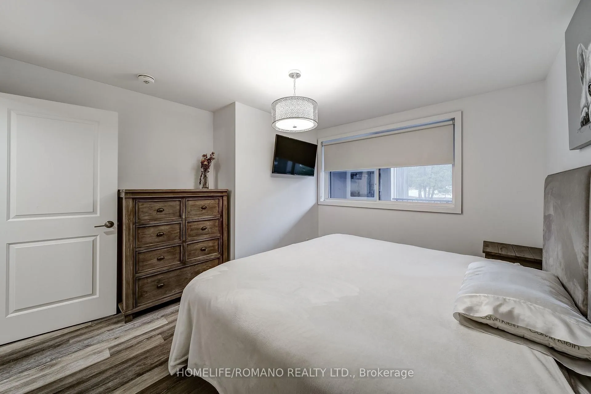 Photo 23 of Unit 305, 80 Horseshoe Boulevard, Oro-Medonte, Horseshoe Valley — HOMEH