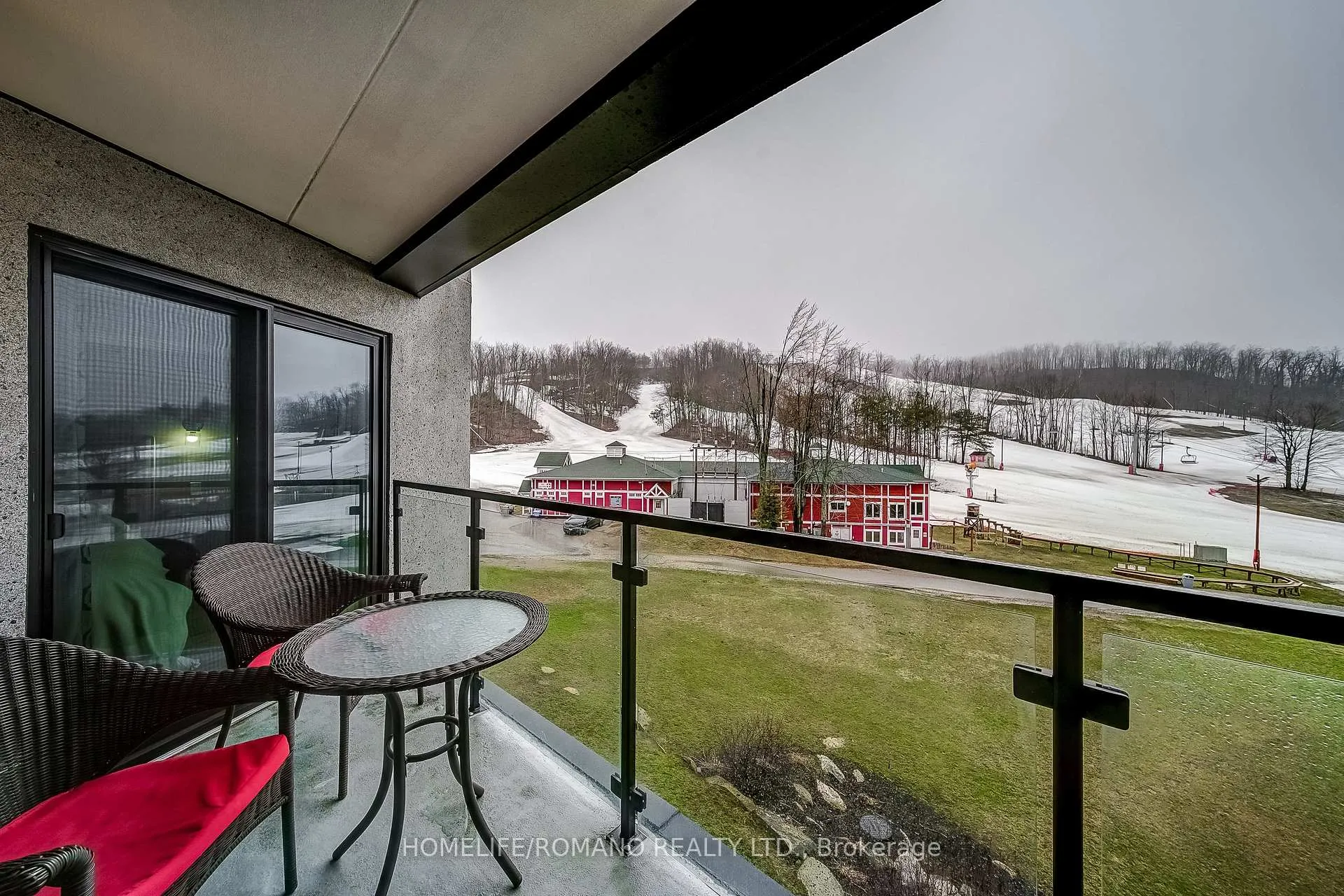 Photo 28 of Unit 305, 80 Horseshoe Boulevard, Oro-Medonte, Horseshoe Valley — HOMEH