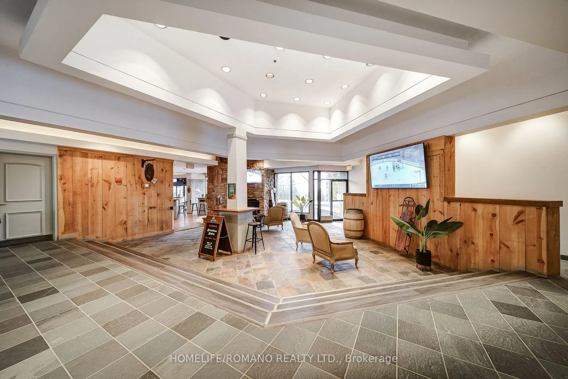 Photo 31 of Unit 305, 80 Horseshoe Boulevard, Oro-Medonte, Horseshoe Valley — HOMEH