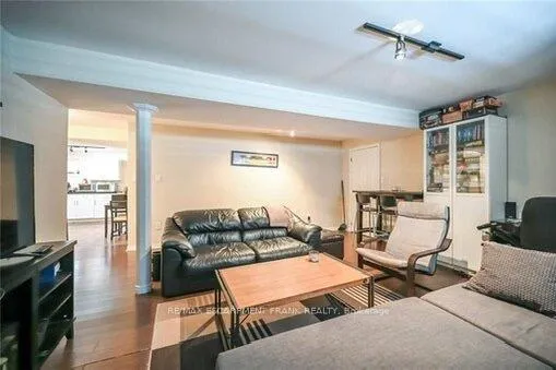 Photo 6 of Unit LOWER, 86 Chatham Street, Hamilton, Kirkendall — HOMEH