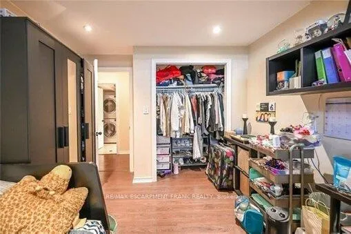 Photo 15 of Unit LOWER, 86 Chatham Street, Hamilton, Kirkendall — HOMEH