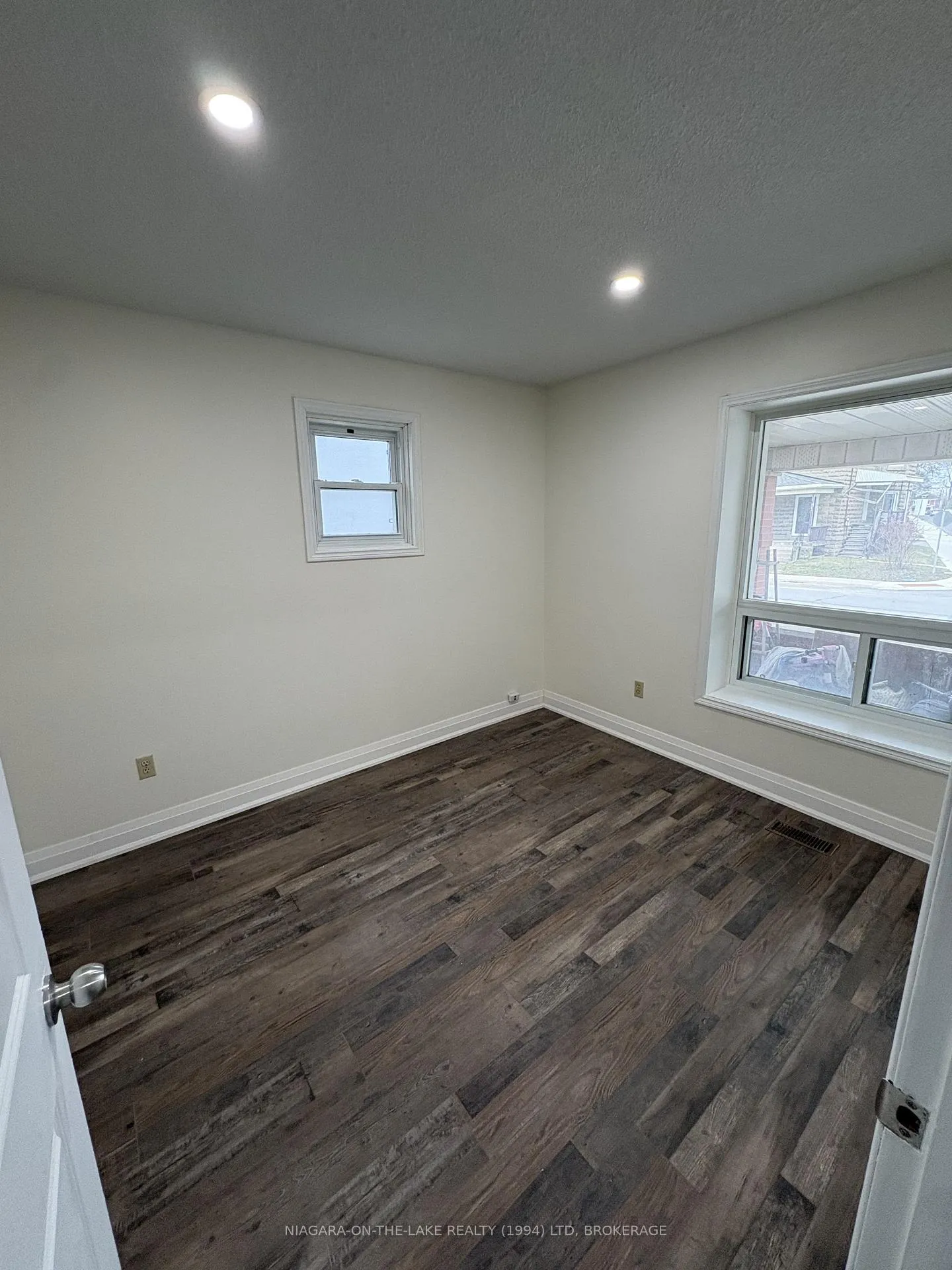 Photo 10 of Unit Main Level, 89 Hellems Avenue, Welland, Welland Downtown — HOMEH