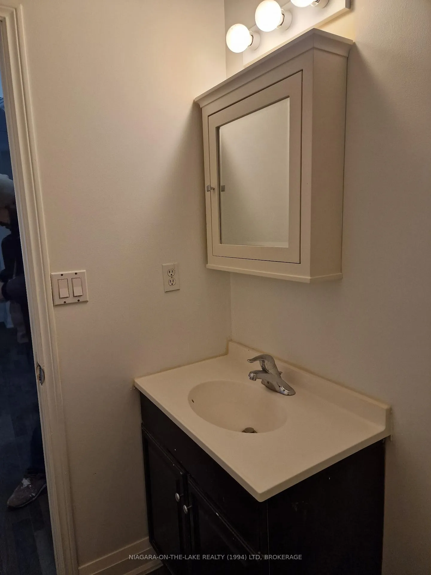 Photo 13 of Unit Main Level, 89 Hellems Avenue, Welland, Welland Downtown — HOMEH
