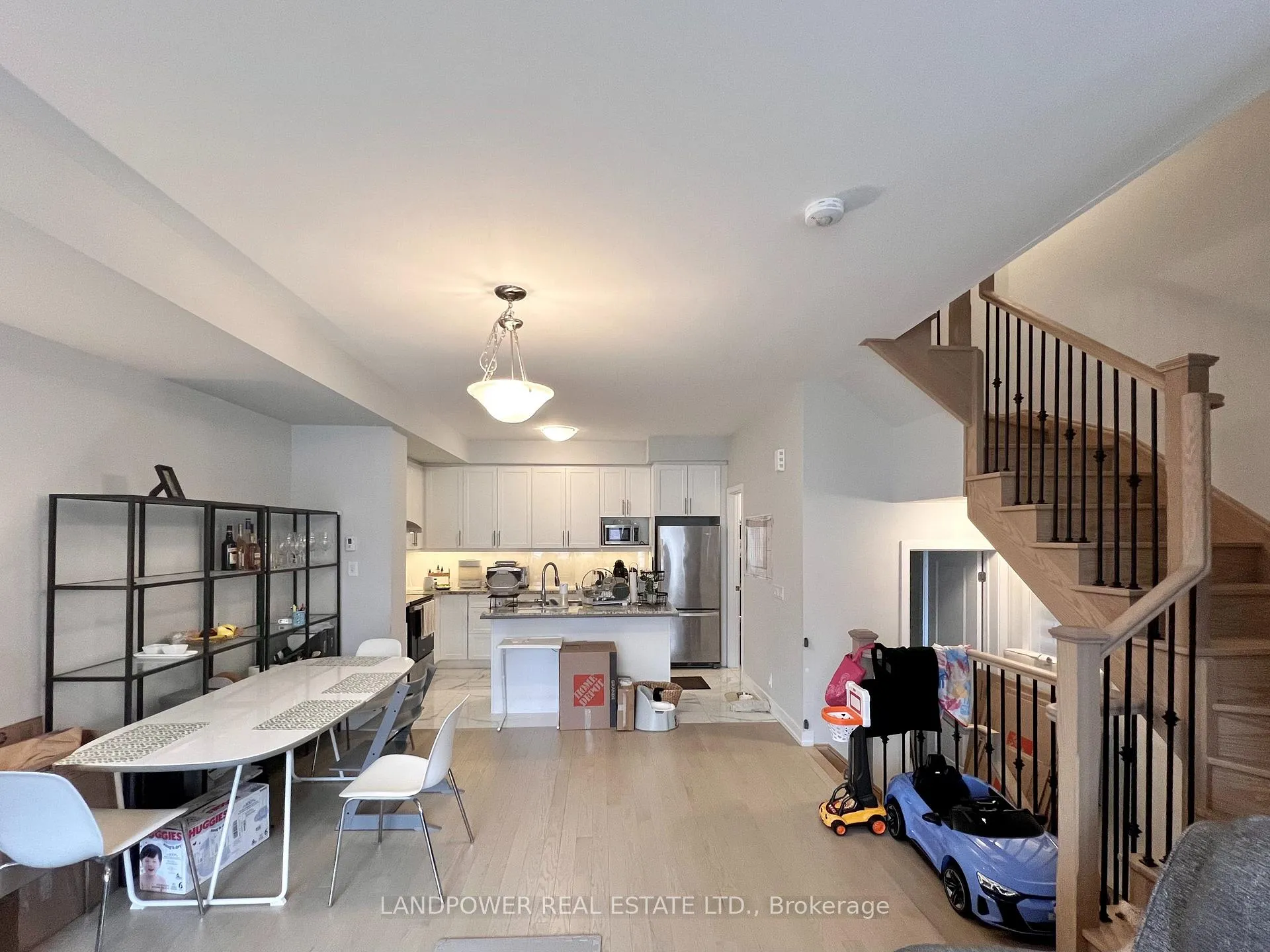 Photo 8 of 82 William Shearn Crescent, Markham, Angus Glen — HOMEH