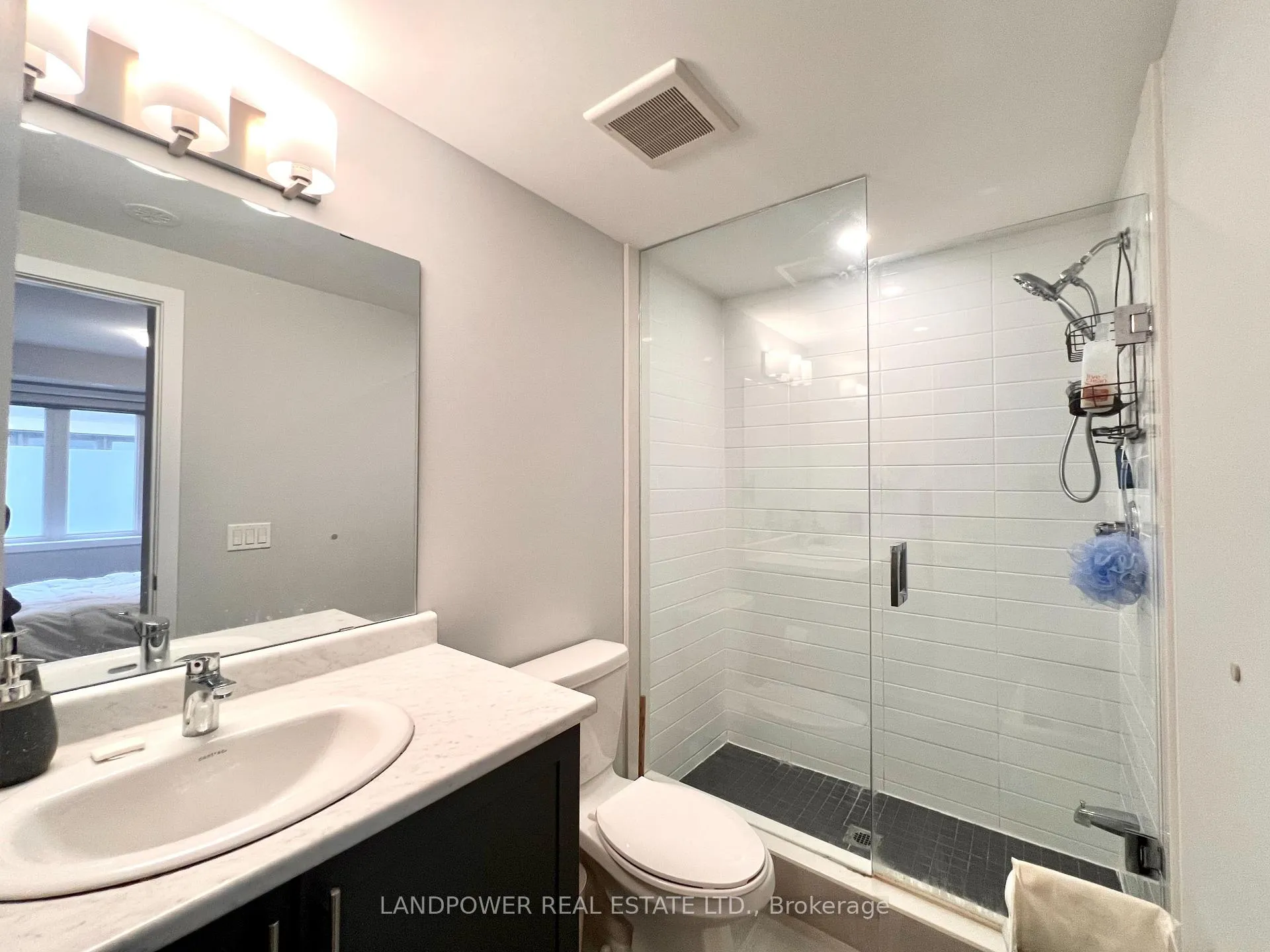 Photo 15 of 82 William Shearn Crescent, Markham, Angus Glen — HOMEH