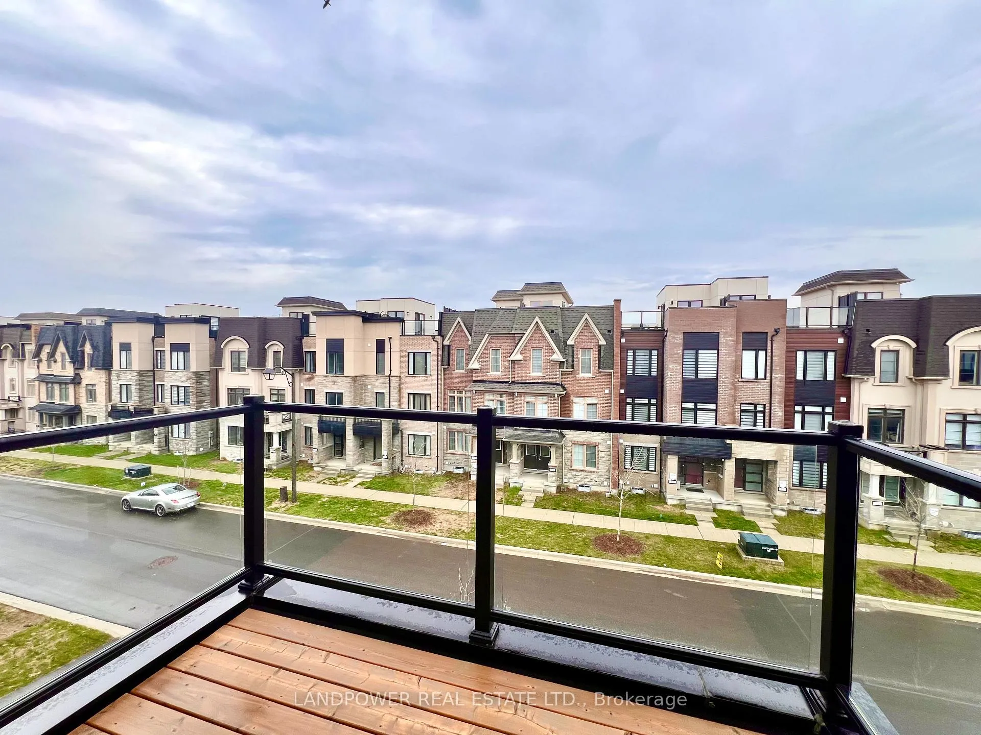 Photo 22 of 82 William Shearn Crescent, Markham, Angus Glen — HOMEH