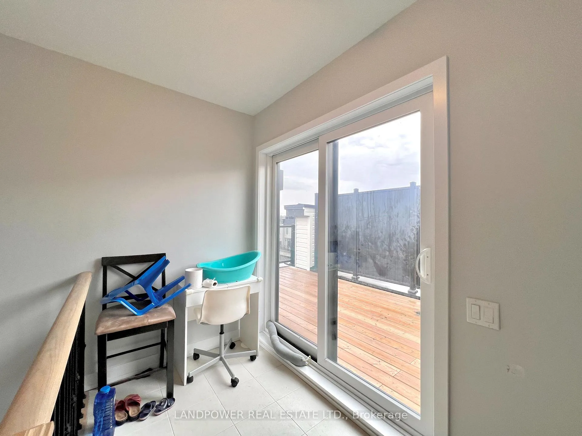 Photo 23 of 82 William Shearn Crescent, Markham, Angus Glen — HOMEH