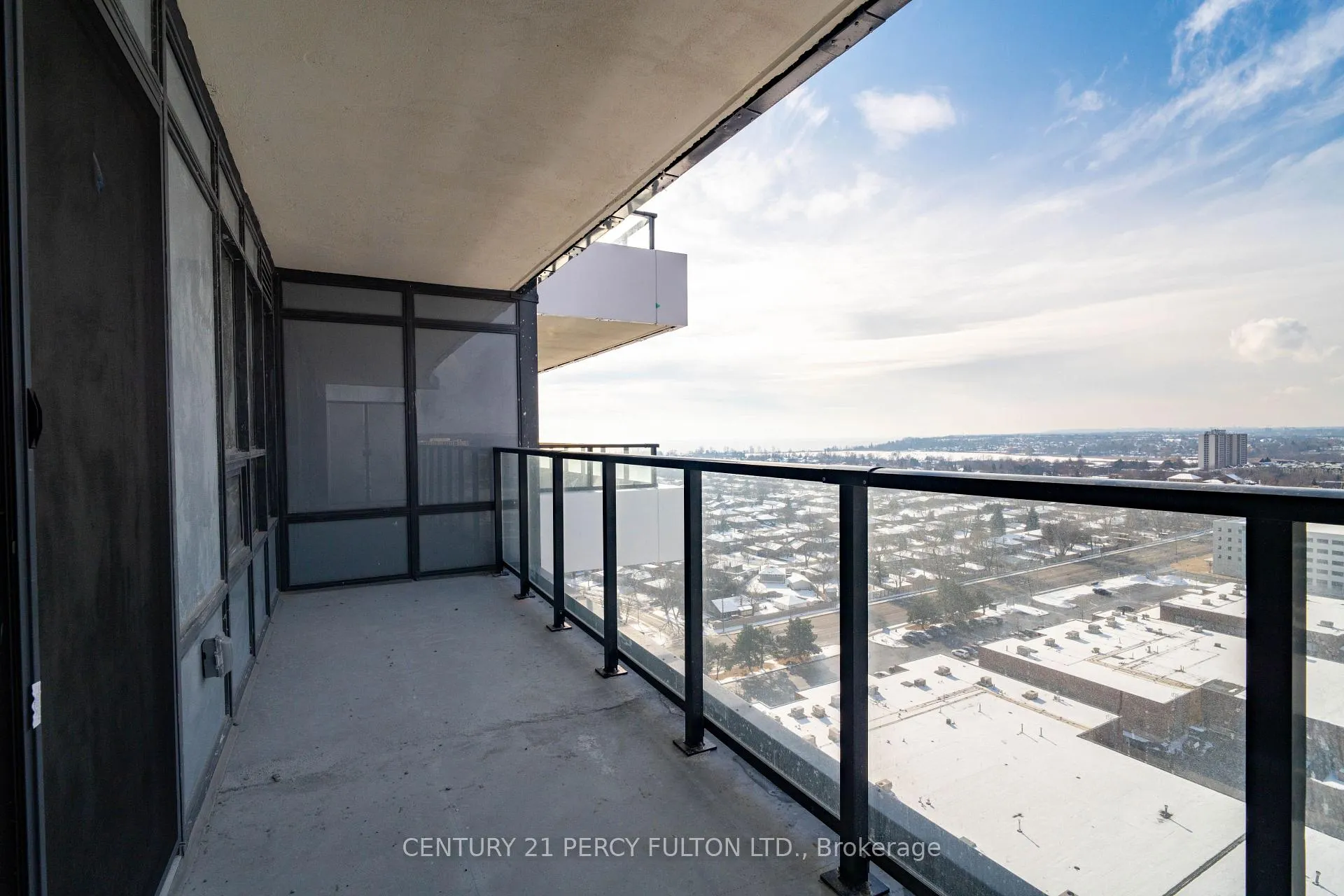 Photo 13 of Unit 2011, 1435 Celebration Drive, Pickering, Bay Ridges — HOMEH