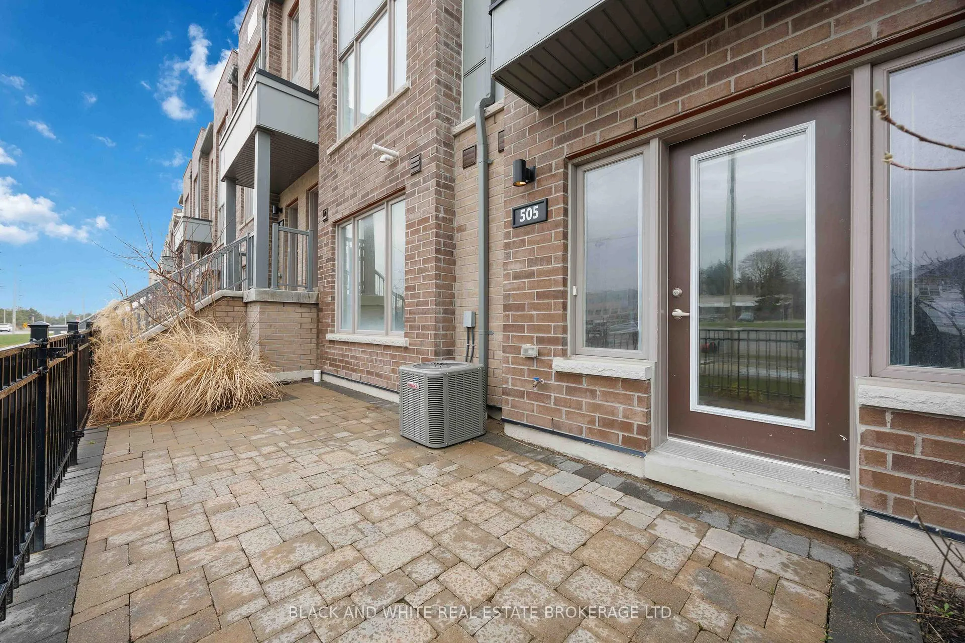 Photo 1 of Unit 505, 1525 Kingston Road, Pickering, Town Centre — HOMEH