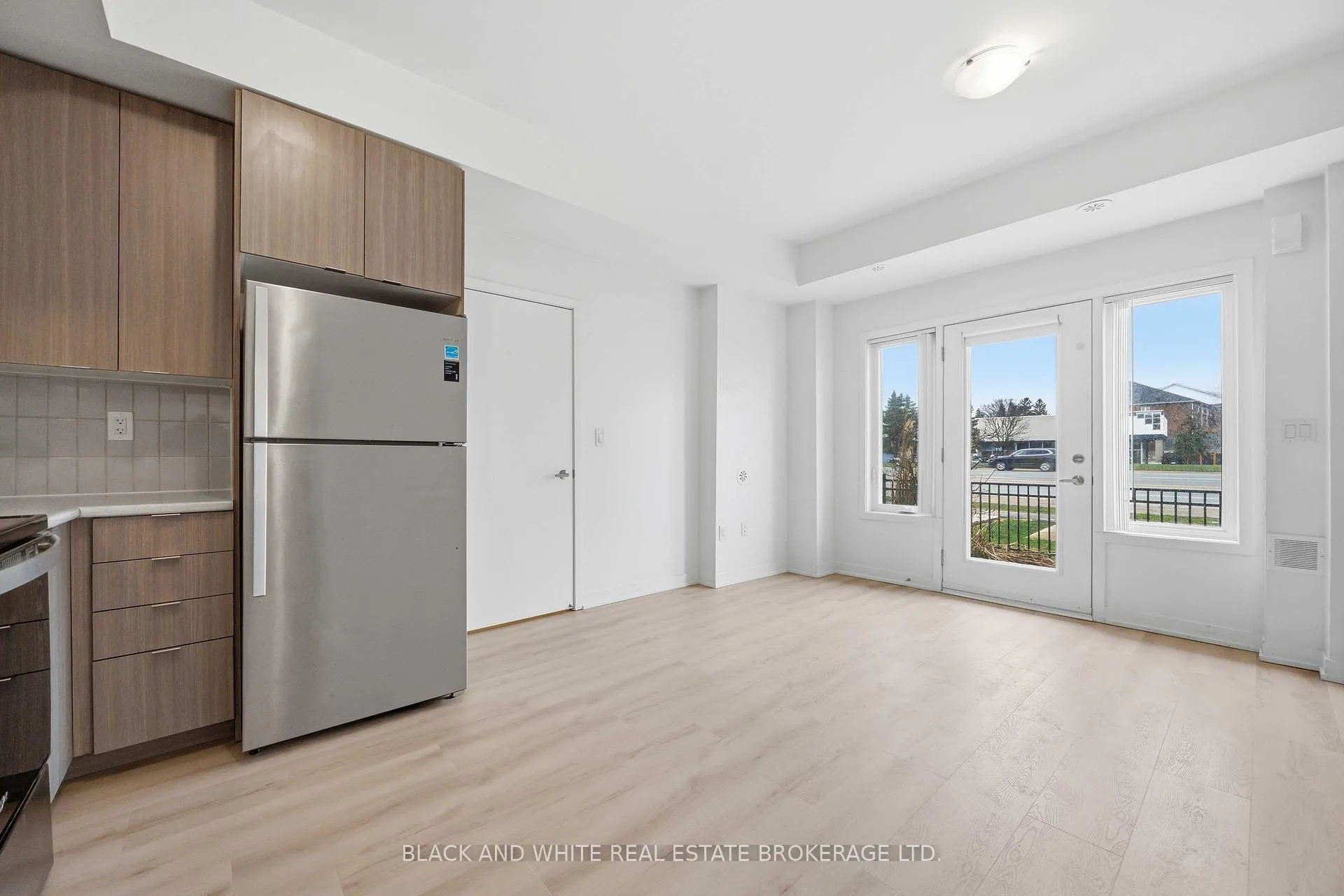 Photo 14 of Unit 505, 1525 Kingston Road, Pickering, Town Centre — HOMEH