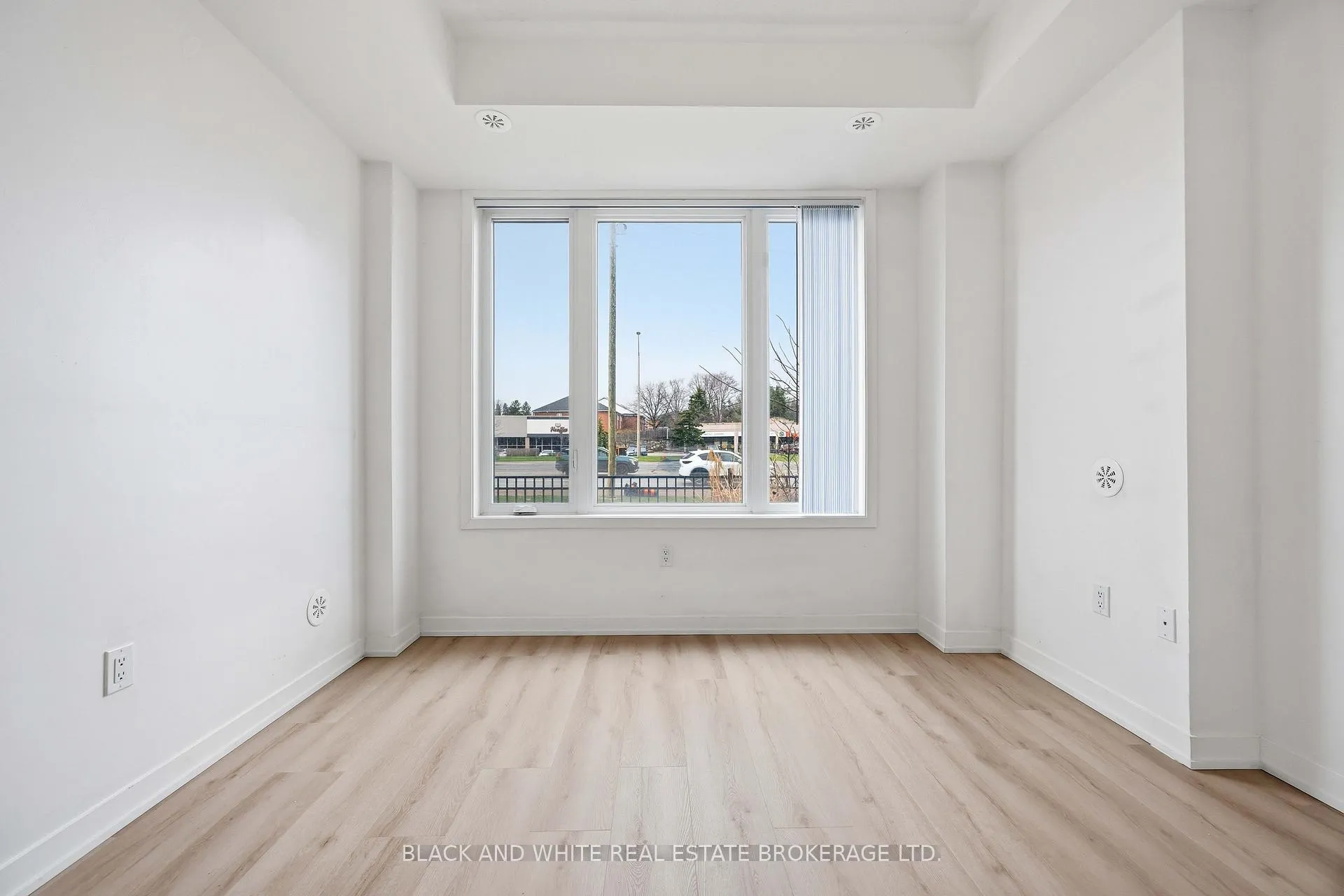 Photo 19 of Unit 505, 1525 Kingston Road, Pickering, Town Centre — HOMEH