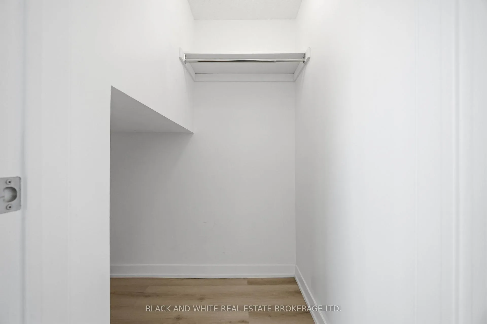 Photo 24 of Unit 505, 1525 Kingston Road, Pickering, Town Centre — HOMEH