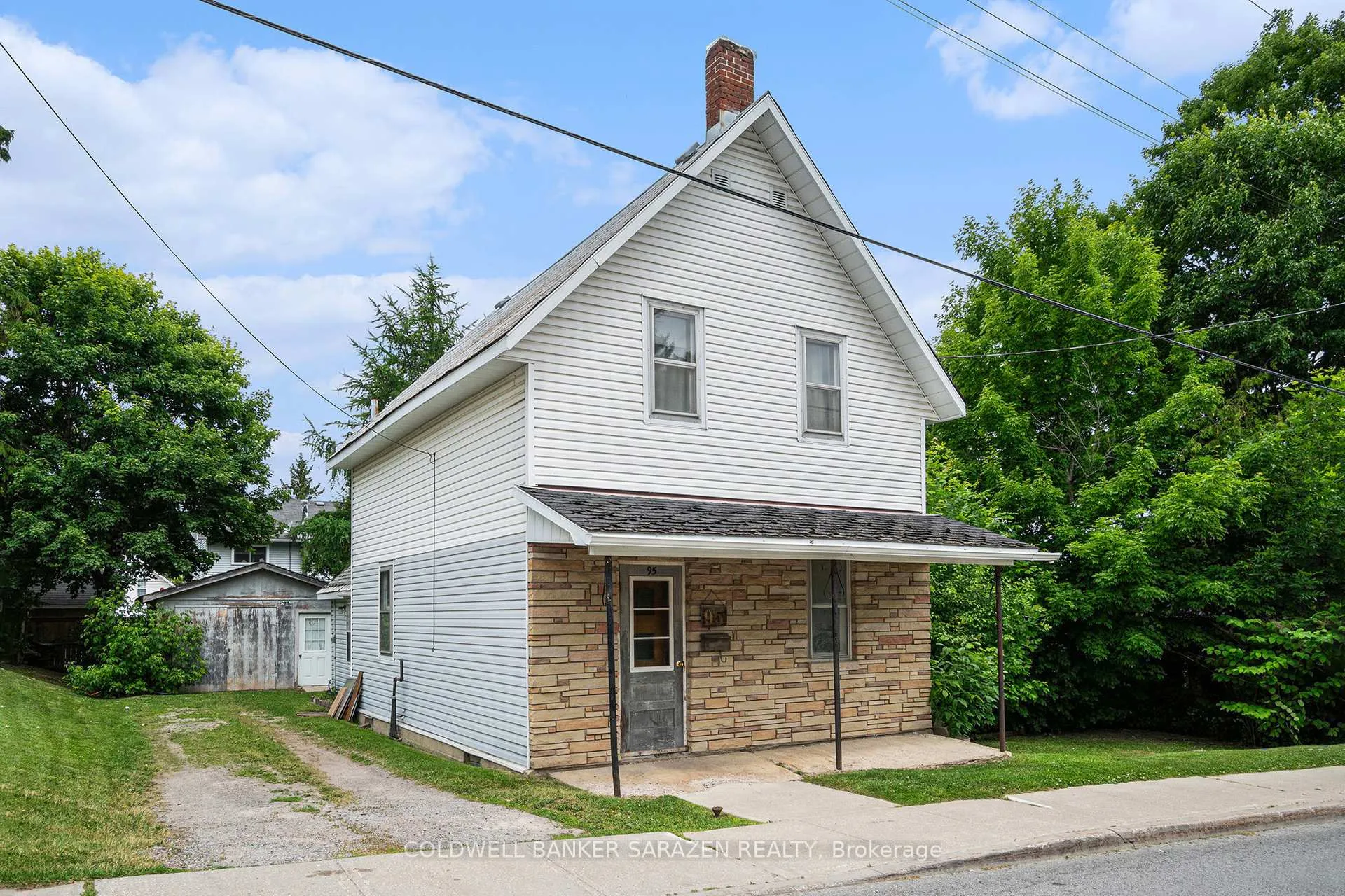 Front of 95 Landrigan Street W
