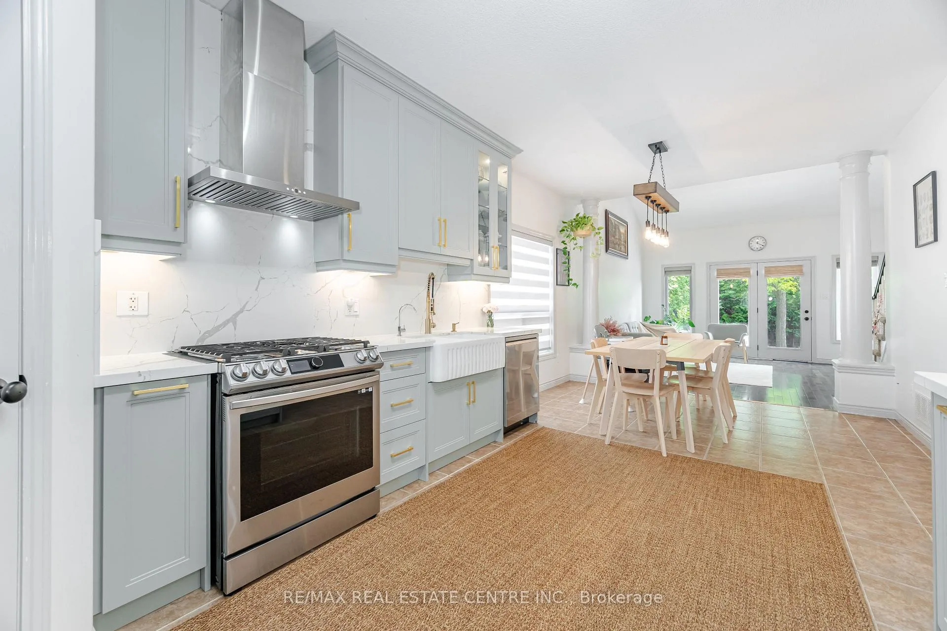Photo 7 of 39 Stoneham Street, New Tecumseth, Alliston — HOMEH