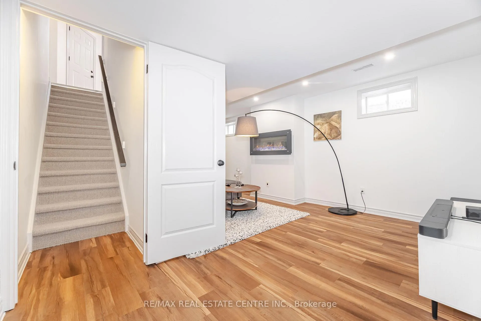 Photo 37 of 39 Stoneham Street, New Tecumseth, Alliston — HOMEH