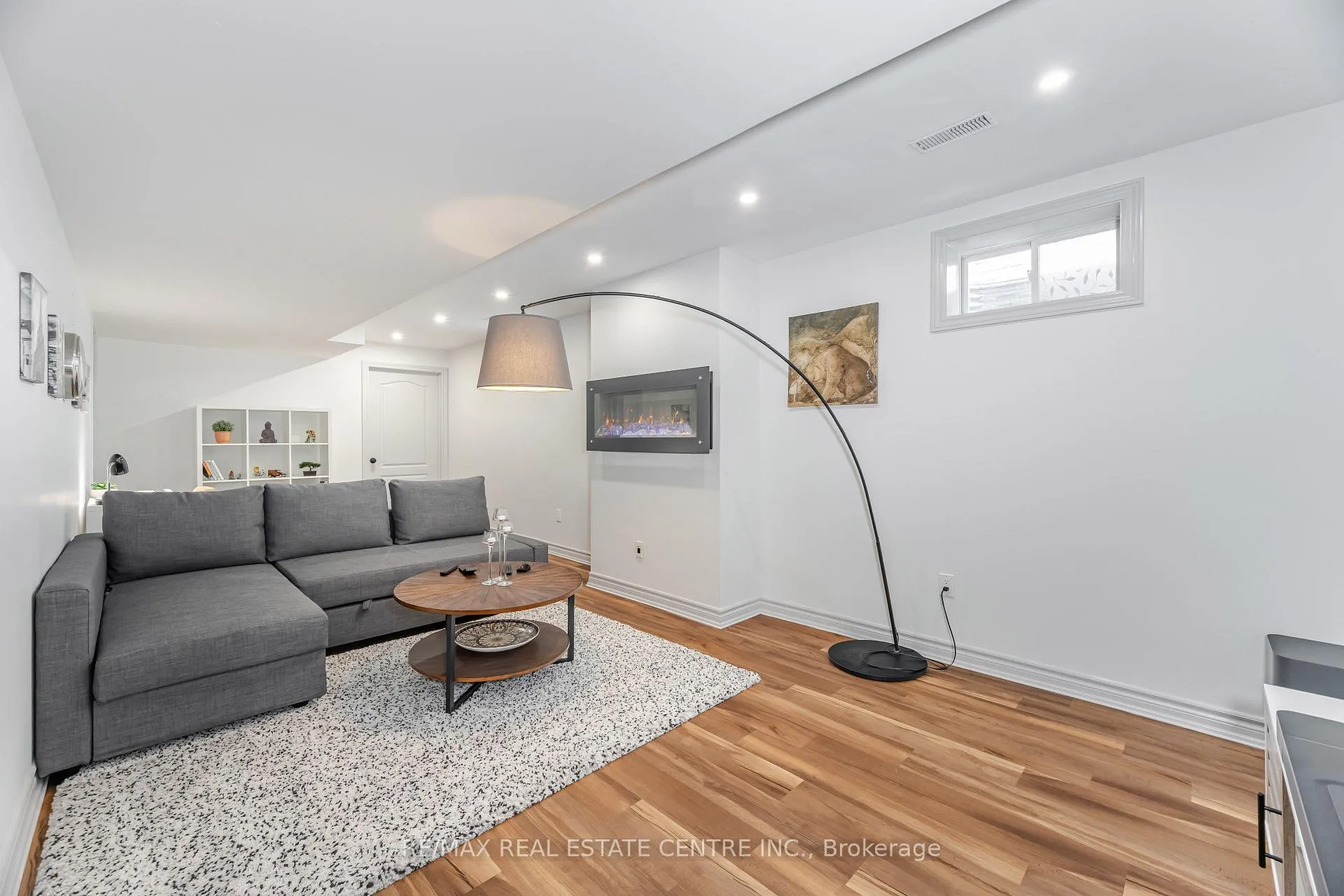 Photo 38 of 39 Stoneham Street, New Tecumseth, Alliston — HOMEH
