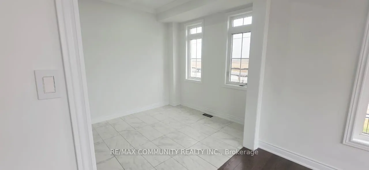 Photo 7 of Unit Upper, 50 Rockman Crescent, Brampton, Northwest Brampton — HOMEH