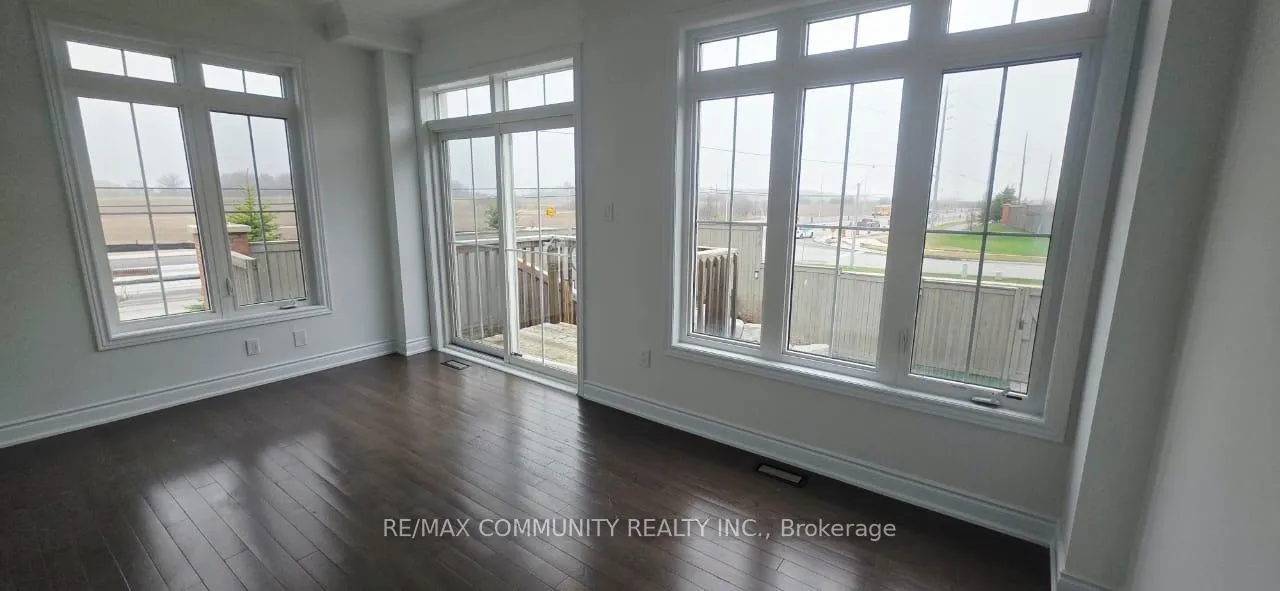 Photo 9 of Unit Upper, 50 Rockman Crescent, Brampton, Northwest Brampton — HOMEH