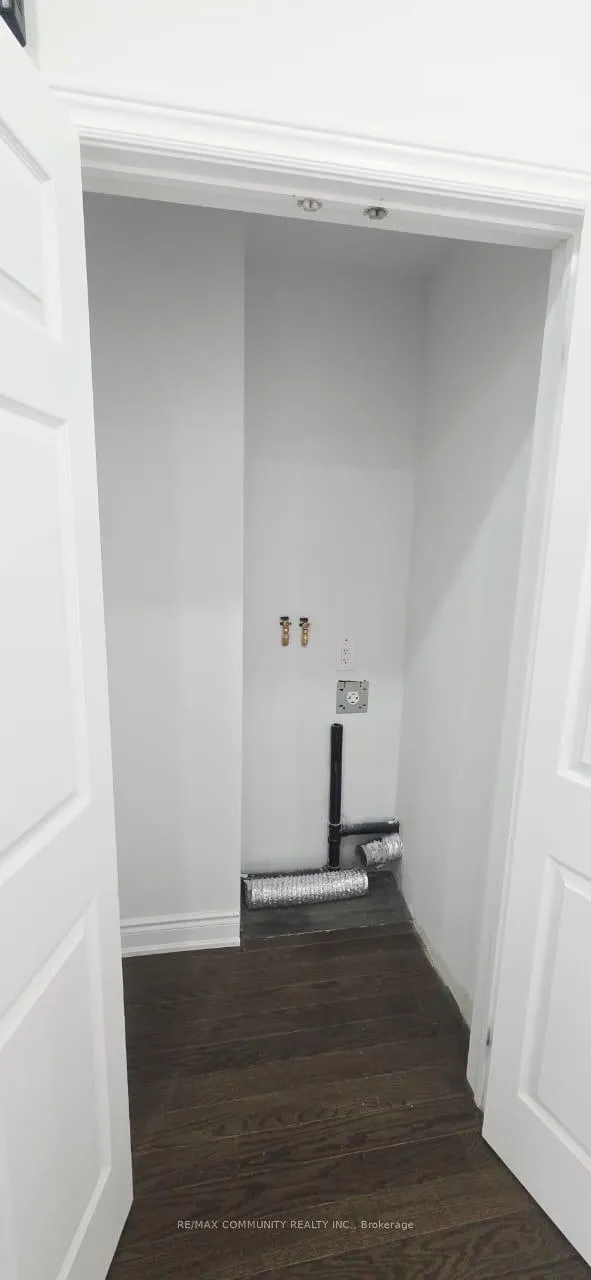 Photo 14 of Unit Upper, 50 Rockman Crescent, Brampton, Northwest Brampton — HOMEH