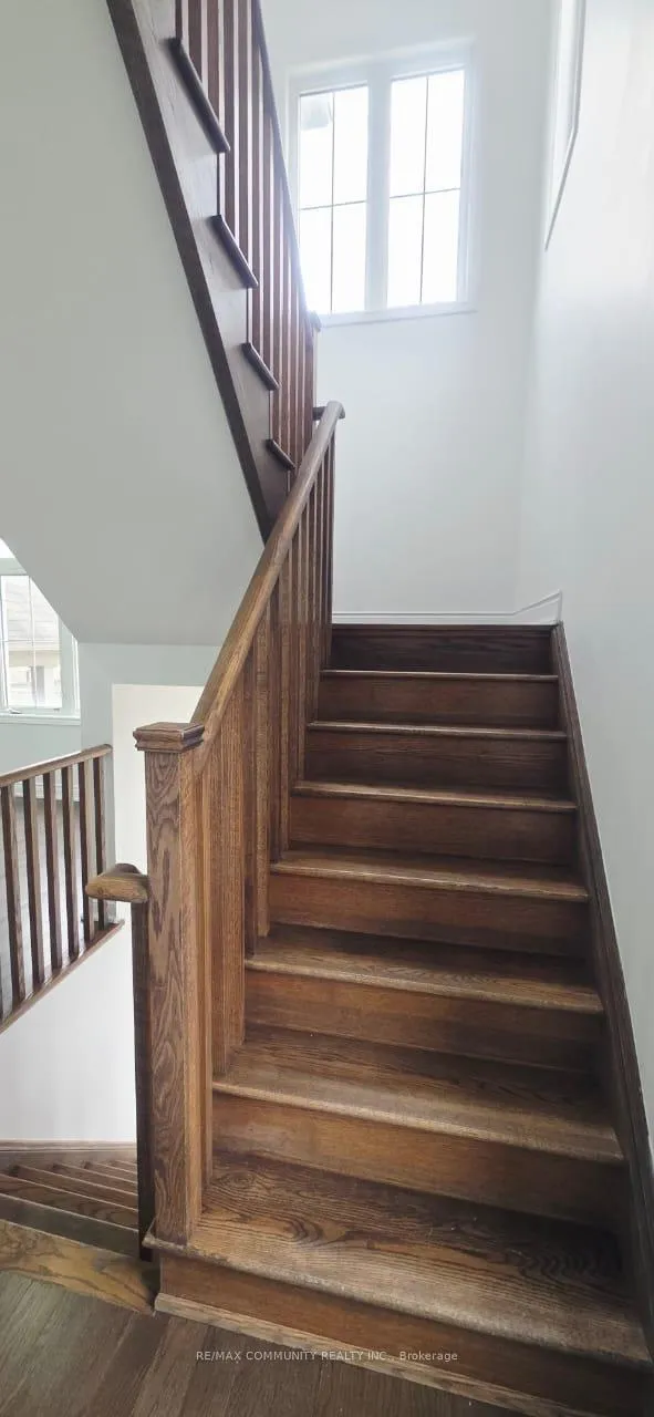 Photo 15 of Unit Upper, 50 Rockman Crescent, Brampton, Northwest Brampton — HOMEH