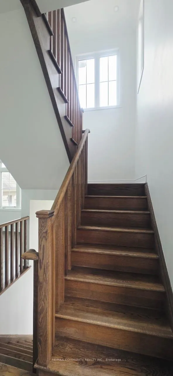 Photo 16 of Unit Upper, 50 Rockman Crescent, Brampton, Northwest Brampton — HOMEH