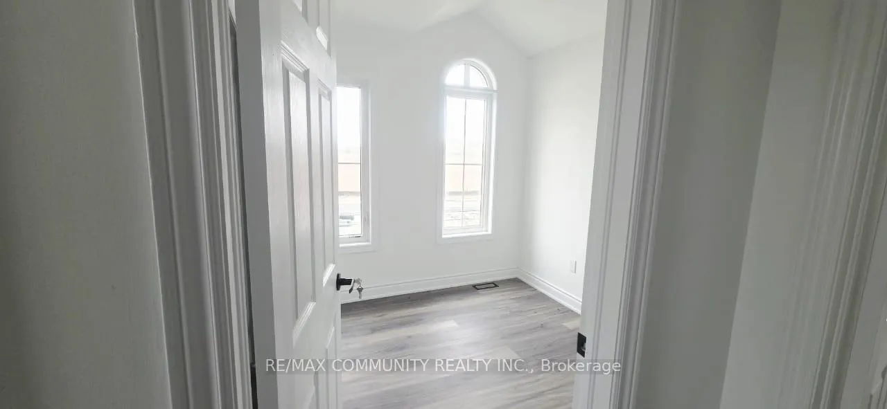 Photo 27 of Unit Upper, 50 Rockman Crescent, Brampton, Northwest Brampton — HOMEH