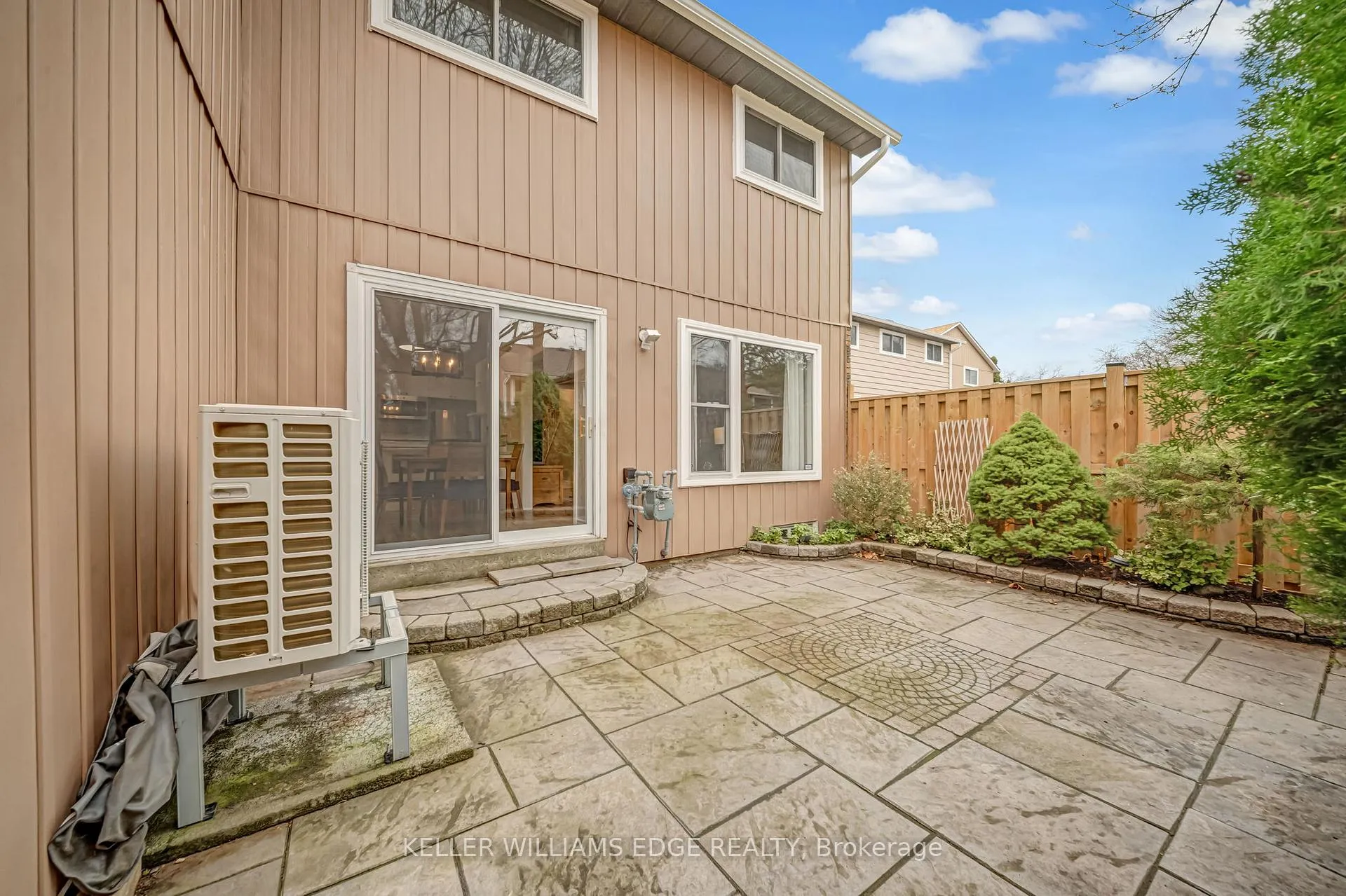 Photo 28 of Unit 5, 2185 Fairchild Boulevard, Burlington, Tyandaga — HOMEH