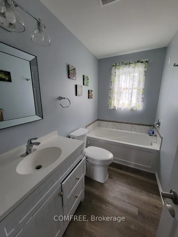 Photo 32 of 136 John Street, Gananoque — HOMEH