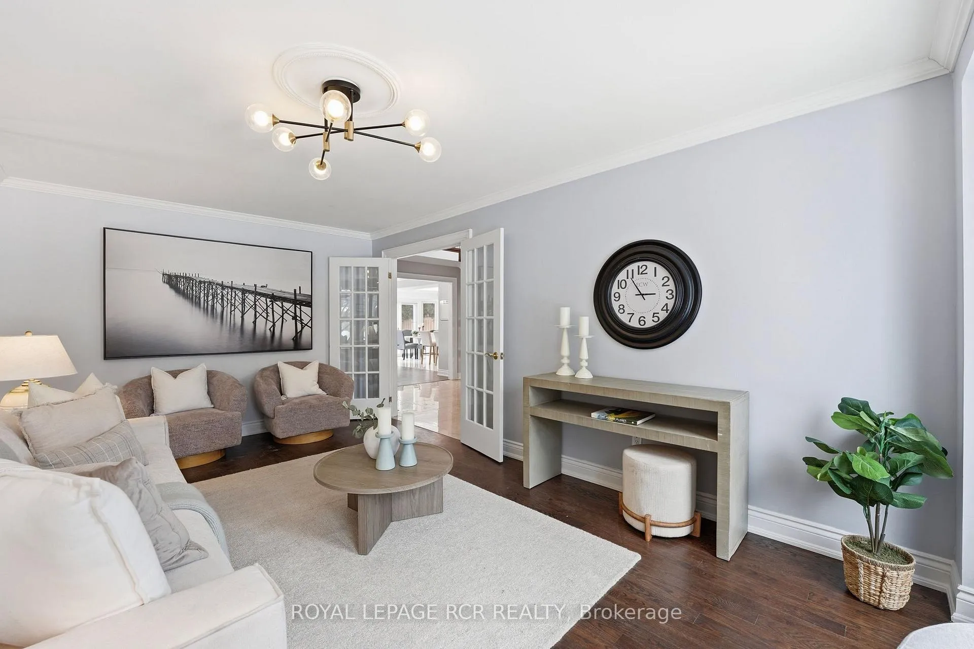 Photo 6 of 2 Meyer Circle, Markham, Markham Village — HOMEH