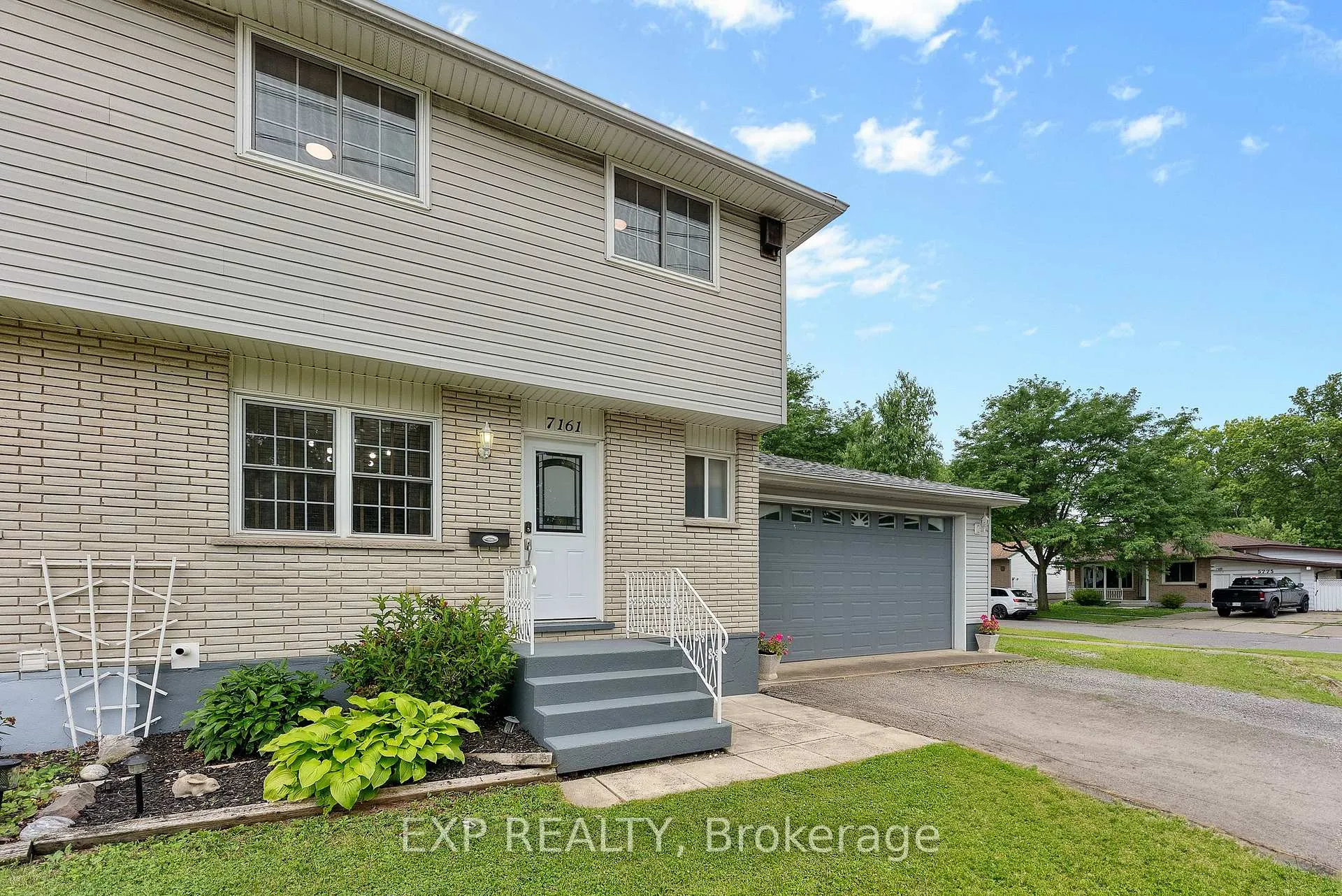 Photo 1 of 7161 Ailanthus Avenue, Niagara Falls, Arad/Fallsview — HOMEH