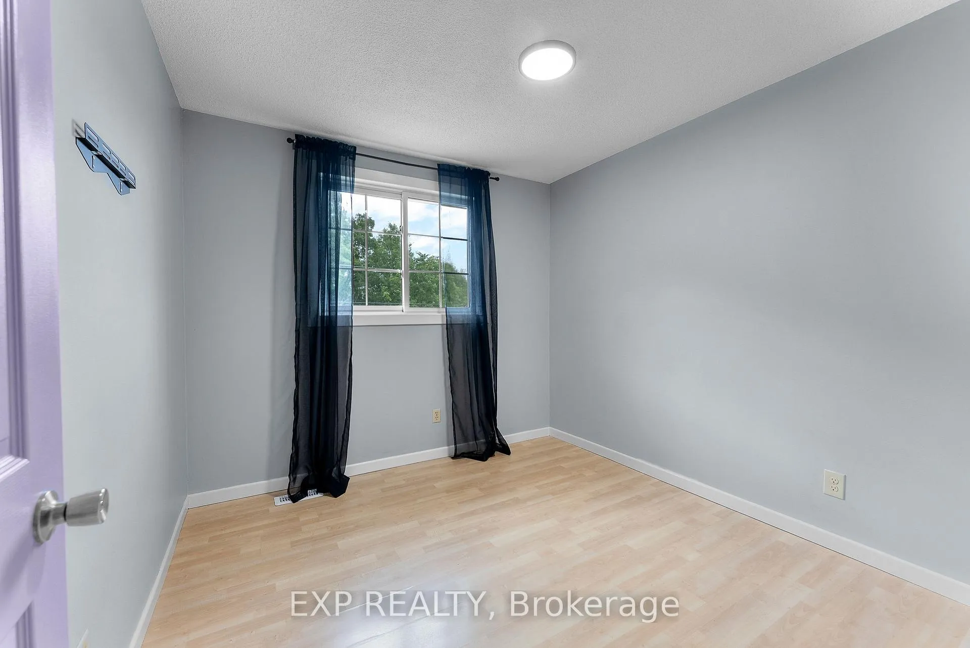 Photo 22 of 7161 Ailanthus Avenue, Niagara Falls, Arad/Fallsview — HOMEH