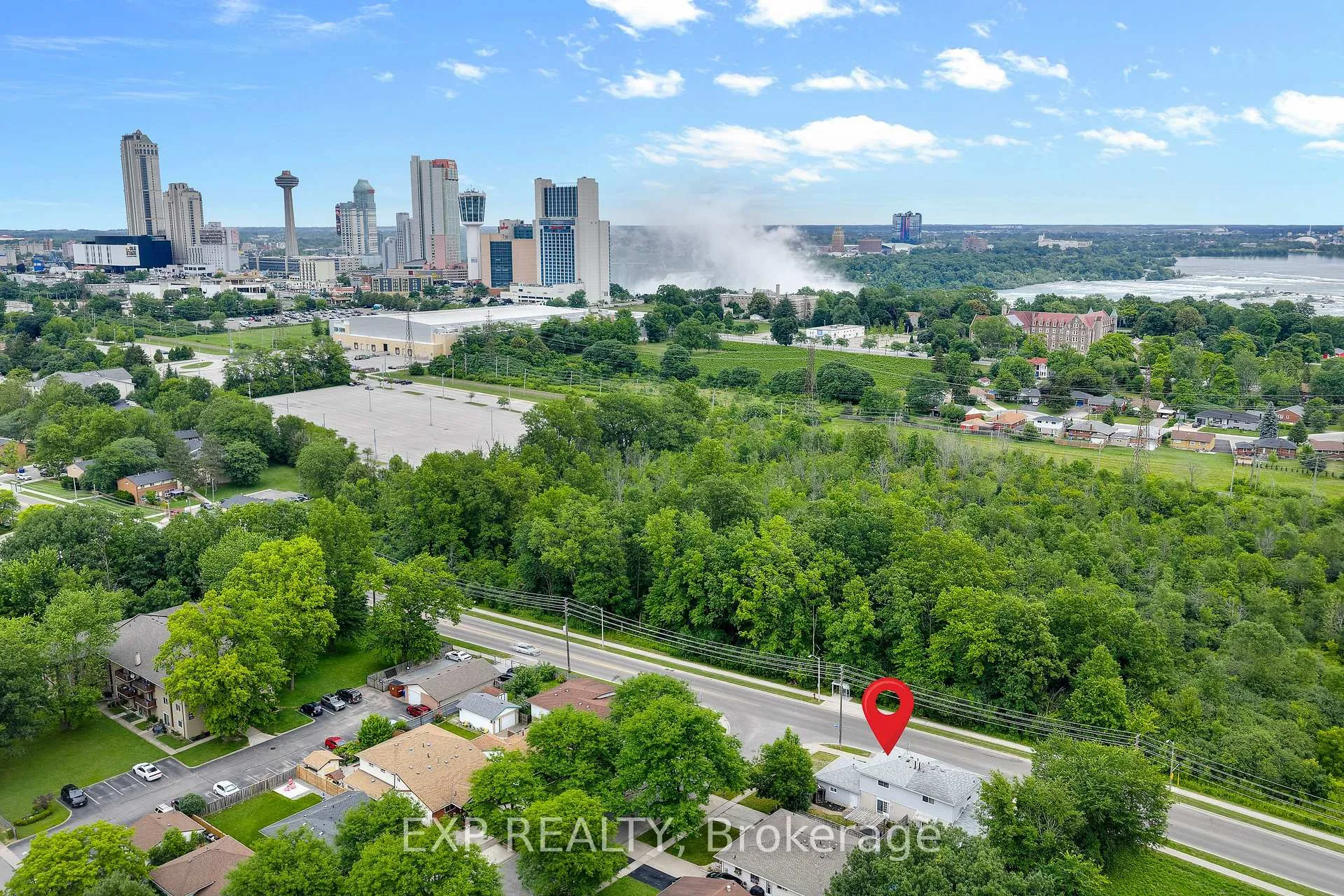 Photo 32 of 7161 Ailanthus Avenue, Niagara Falls, Arad/Fallsview — HOMEH