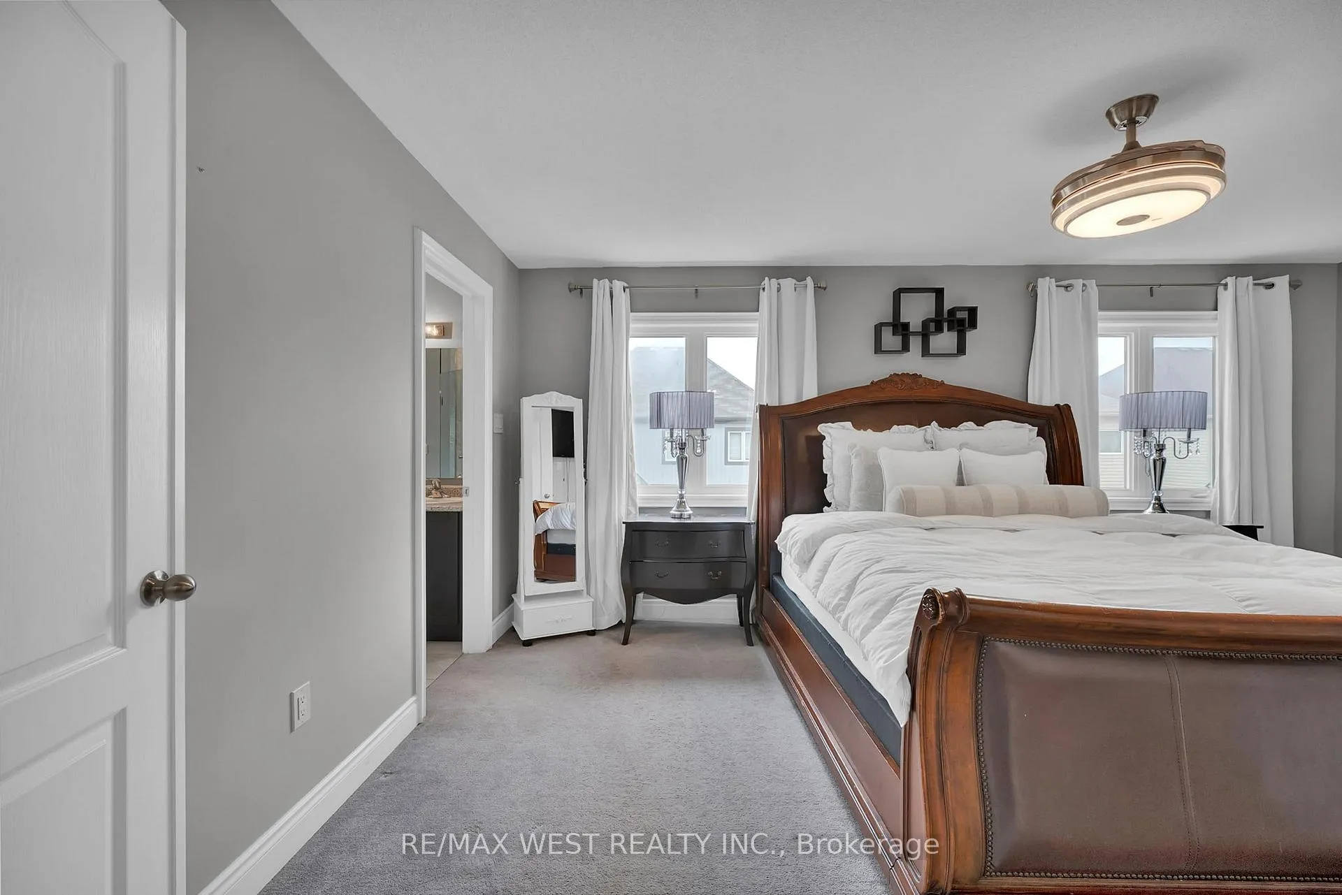 Photo 24 of 100 Bruce Cameron Drive, Clarington, Bowmanville — HOMEH