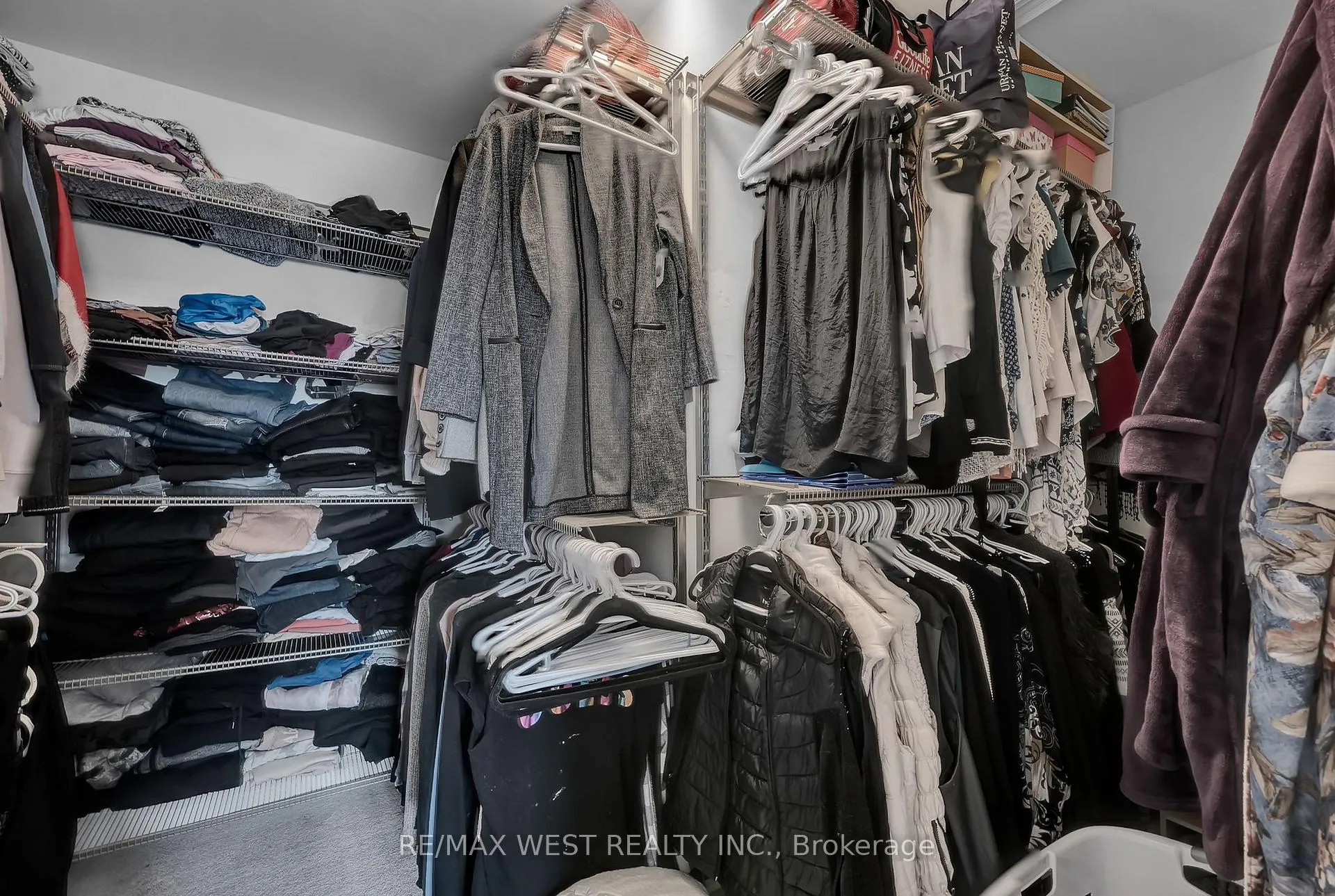Photo 26 of 100 Bruce Cameron Drive, Clarington, Bowmanville — HOMEH